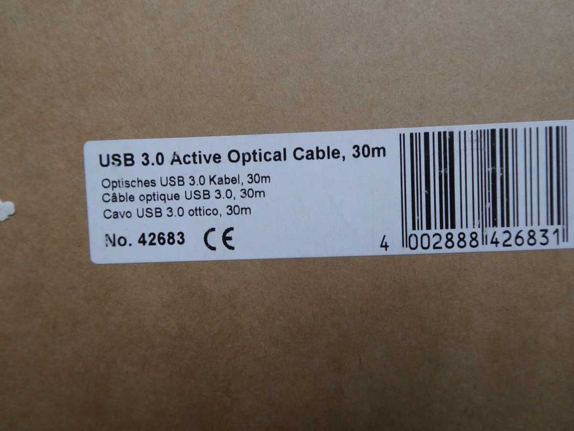 +VAT 2x Boxed Lindy cables, 1x USB 3.0 active optical cable 30m, and 1x 10m USB 3.2 and DP 1.4 - Image 3 of 3