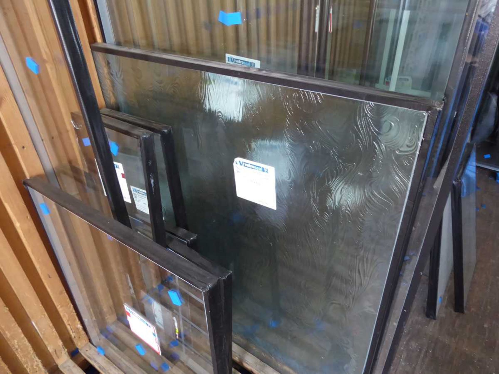 Various sized sealed units (located inside lot 24) - Image 2 of 8