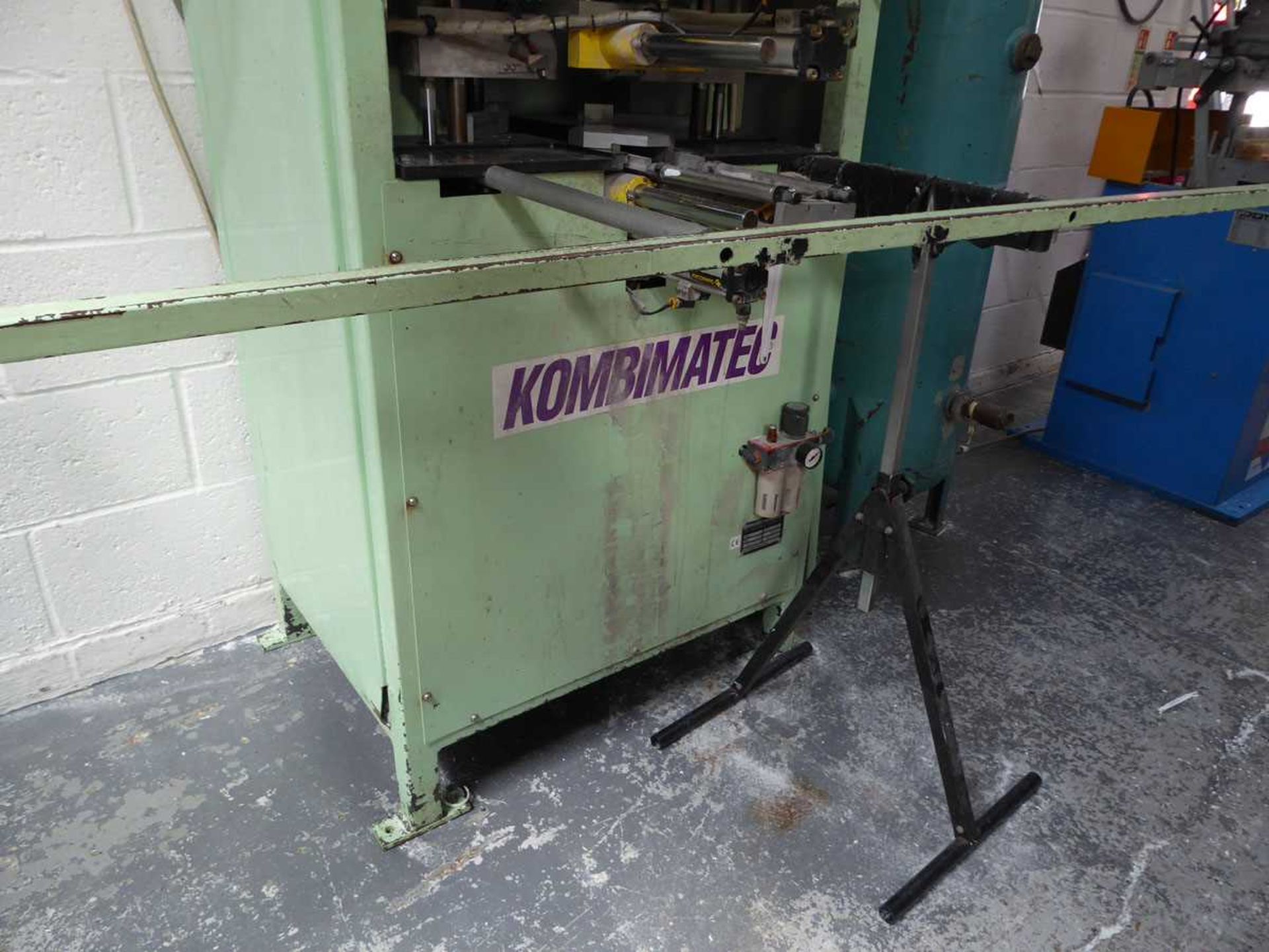 Kombimatec Type EV443 corner cleaner, serial no. 5800 - Image 2 of 7