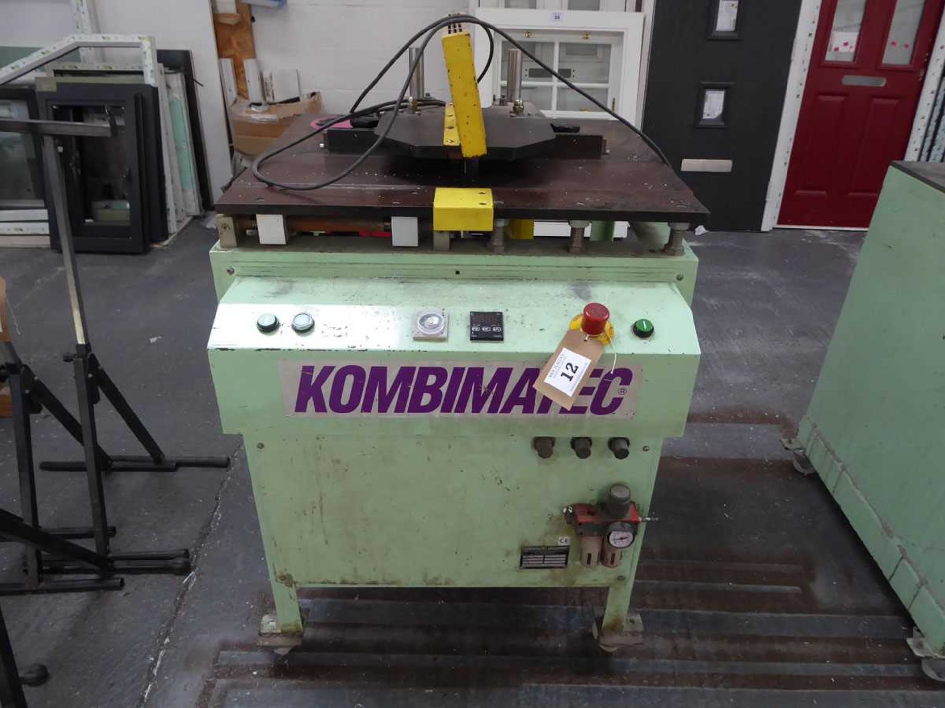 Kombimatec EKS432 single head welder, single phase electric, serial no. 6138
