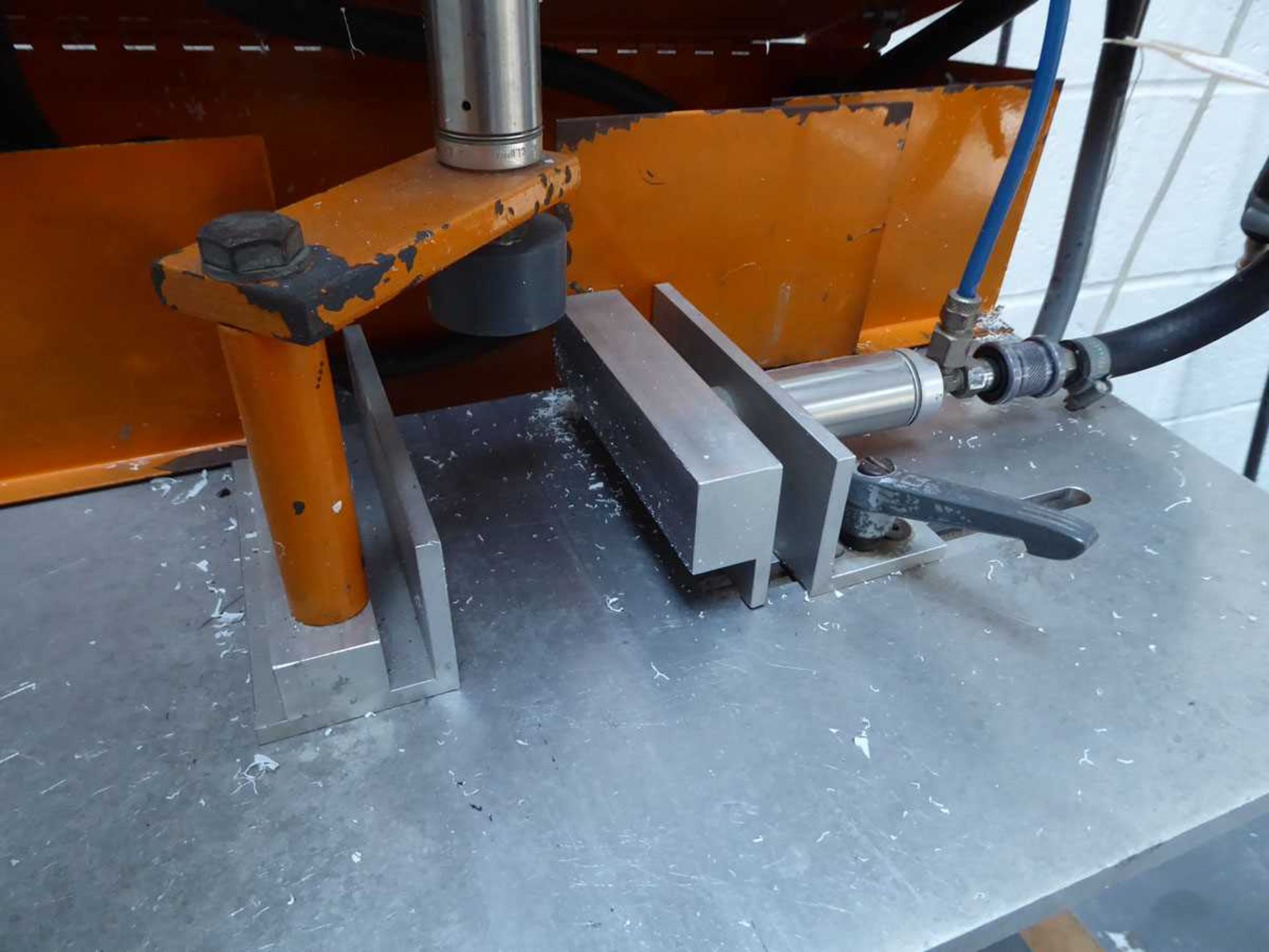 Jade Engineering bench top milling machine - Image 3 of 3