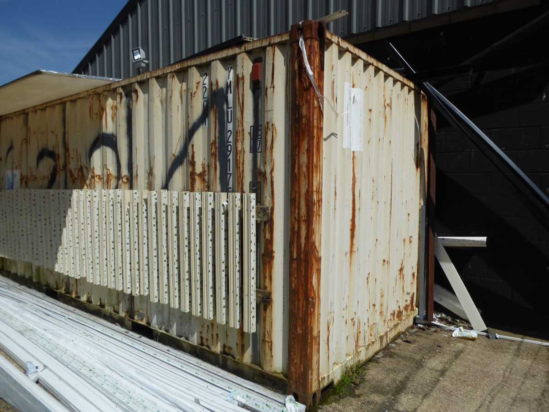 20ft corrugated steel shipping container storage unit with interior wooden flooring and double end - Image 4 of 4