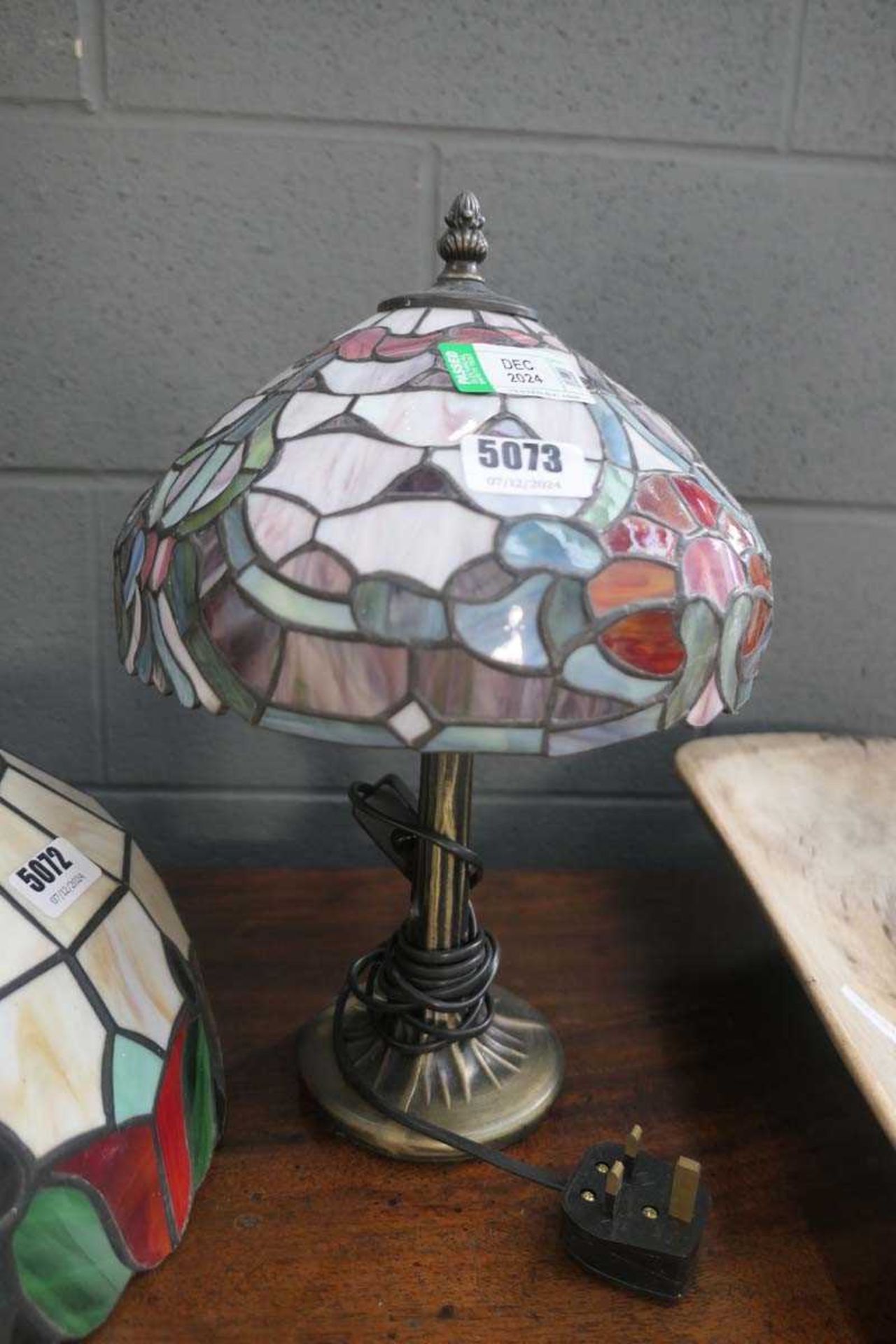 Tiffany style table lamp