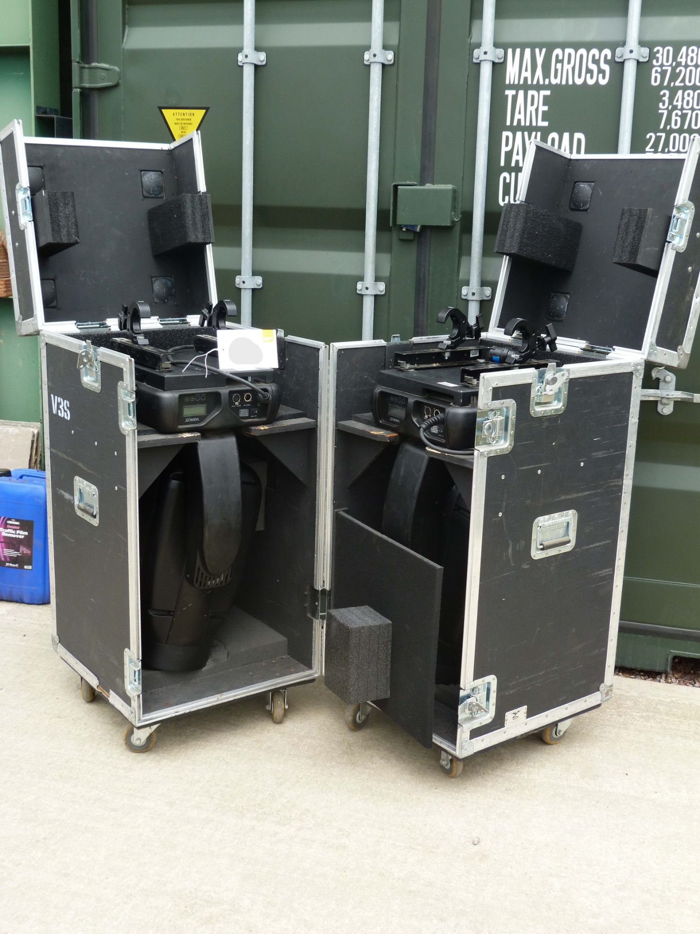 2 Varilite VL3500 wash FX luminaires with internal zoom feature, fresnel and Buxon options;