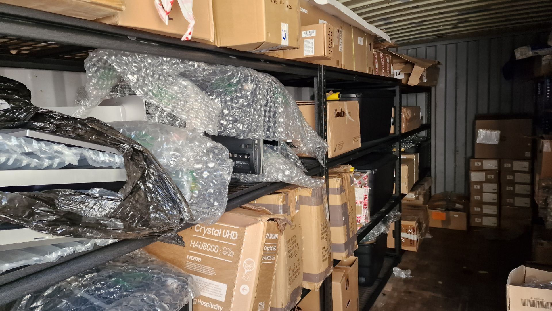 Container Clearance of Electronic Components, AV and Networking Gear - Bild 4 aus 8