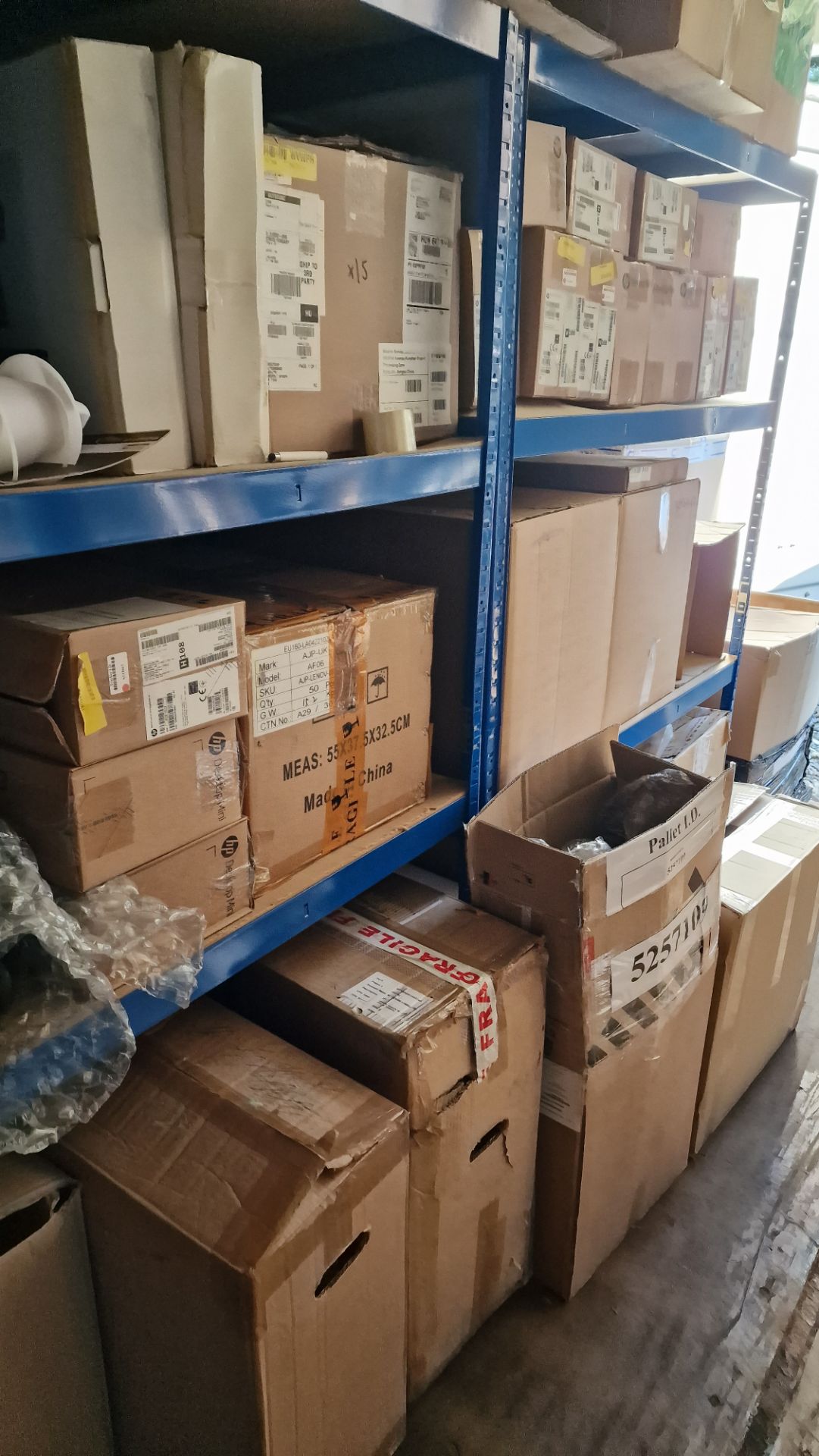 Container Clearance of Electronic Components, AV and Networking Gear - Bild 6 aus 8