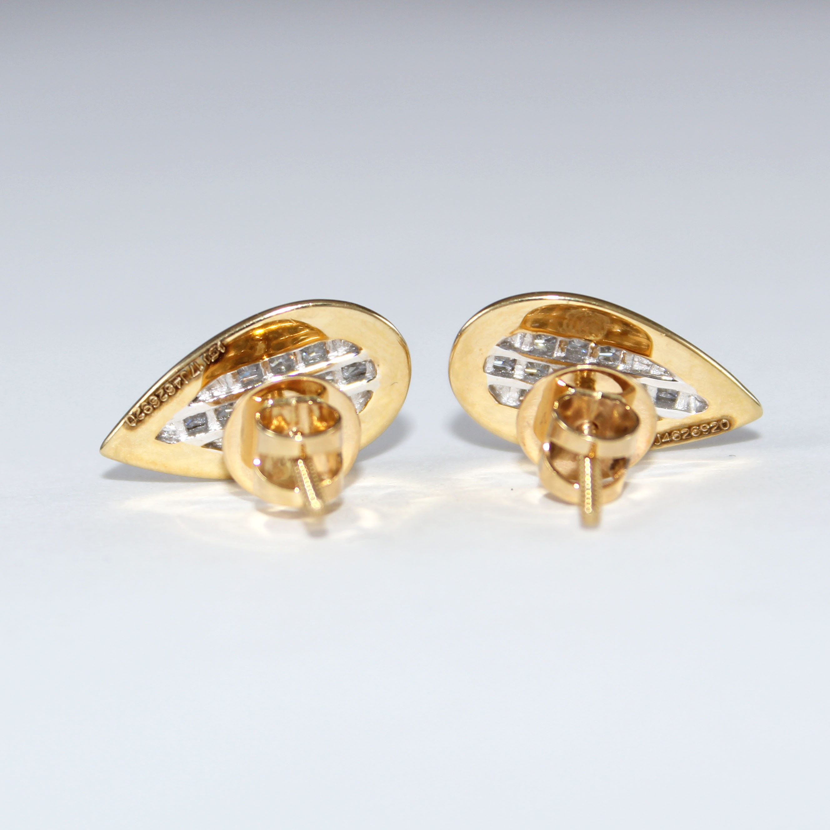 IGI Certified 14 K / 585 Yellow Gold Diamond Earring Studs - Image 5 of 6