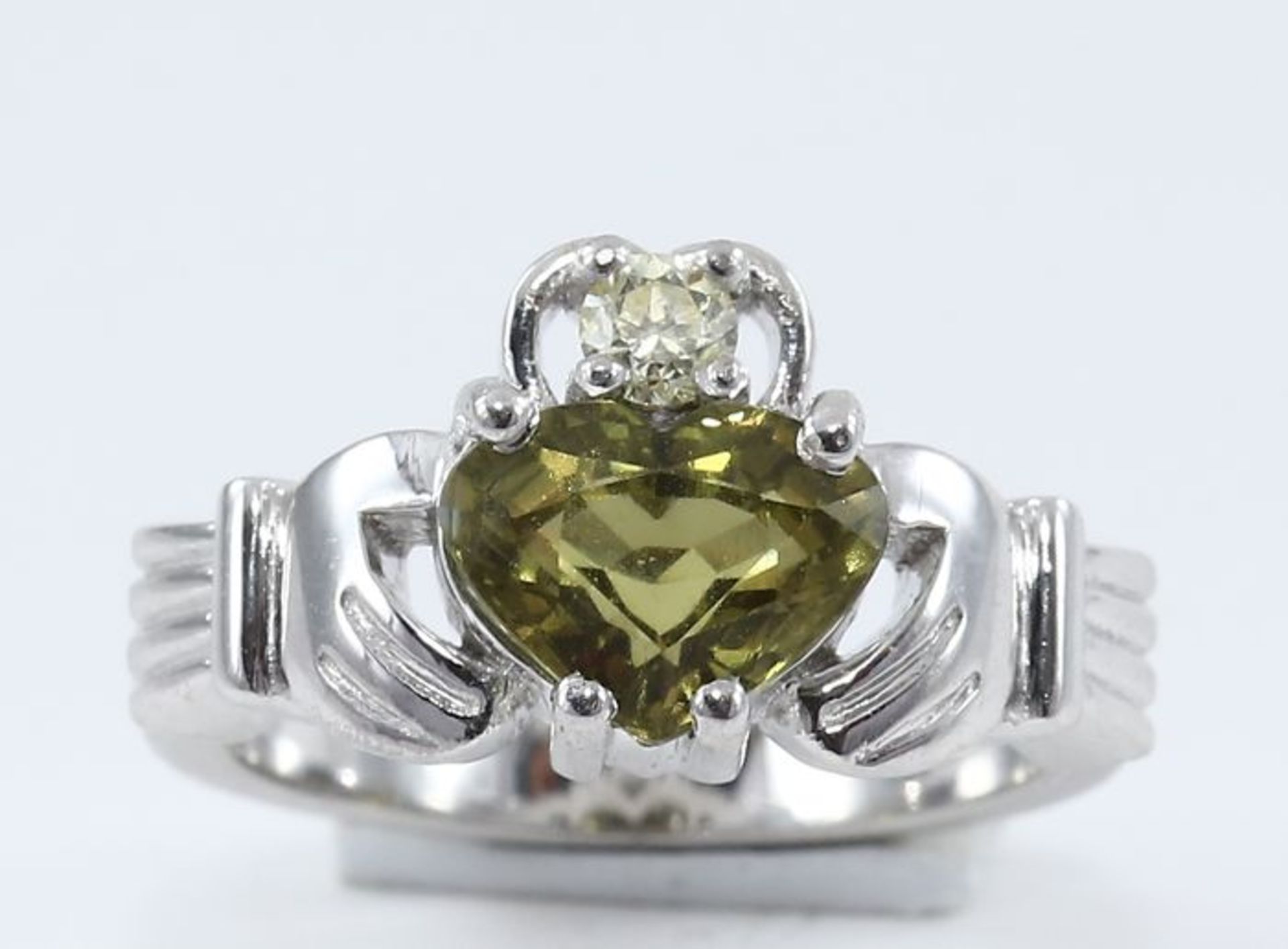 14 K / 585 White Gold Rare Alexandrite ( IGI Certified ) and Diamond Ring - Image 7 of 7