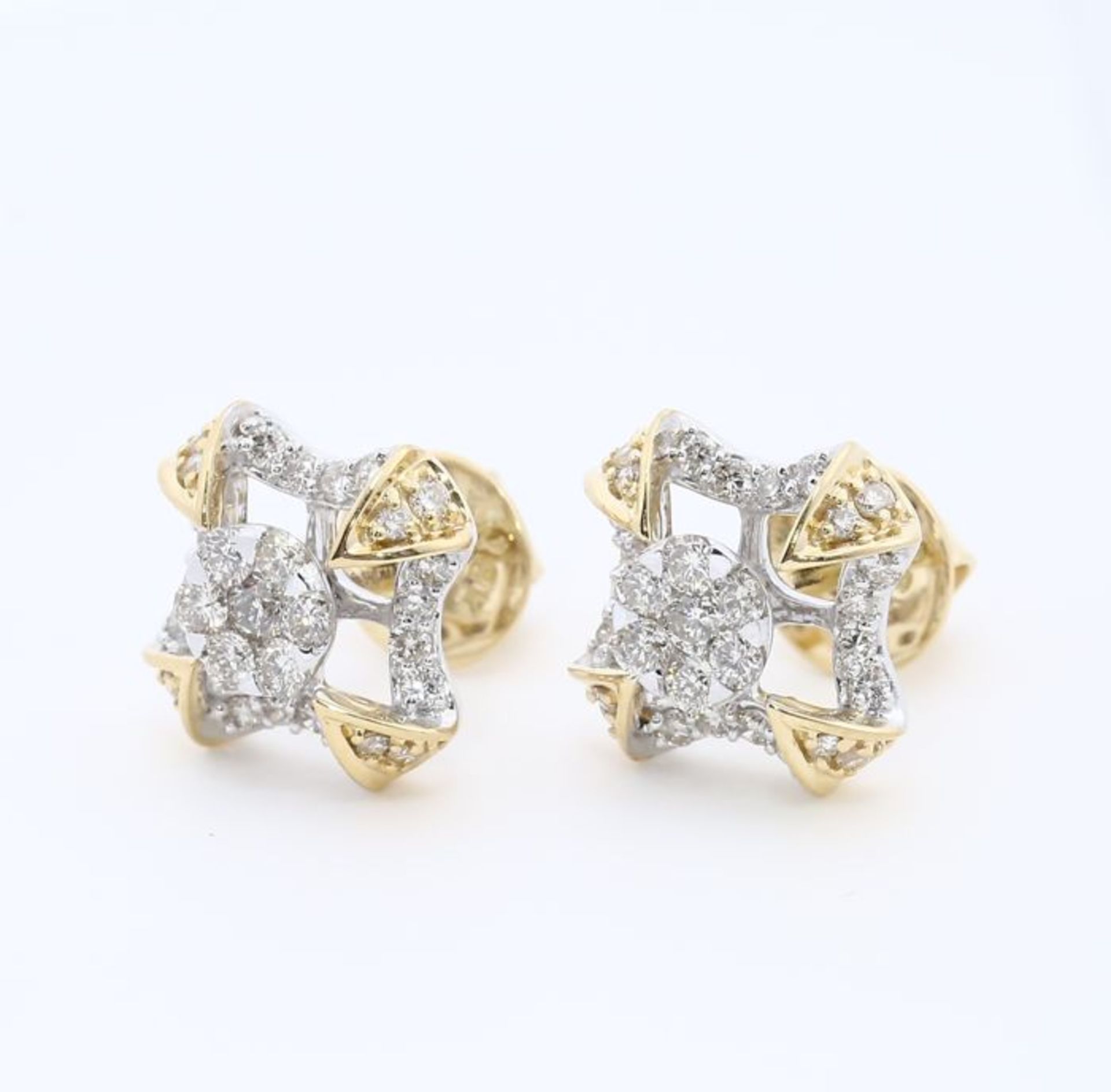 IGI Certified 18 K /750 Yellow Gold and Diamond Earrings - Image 3 of 8