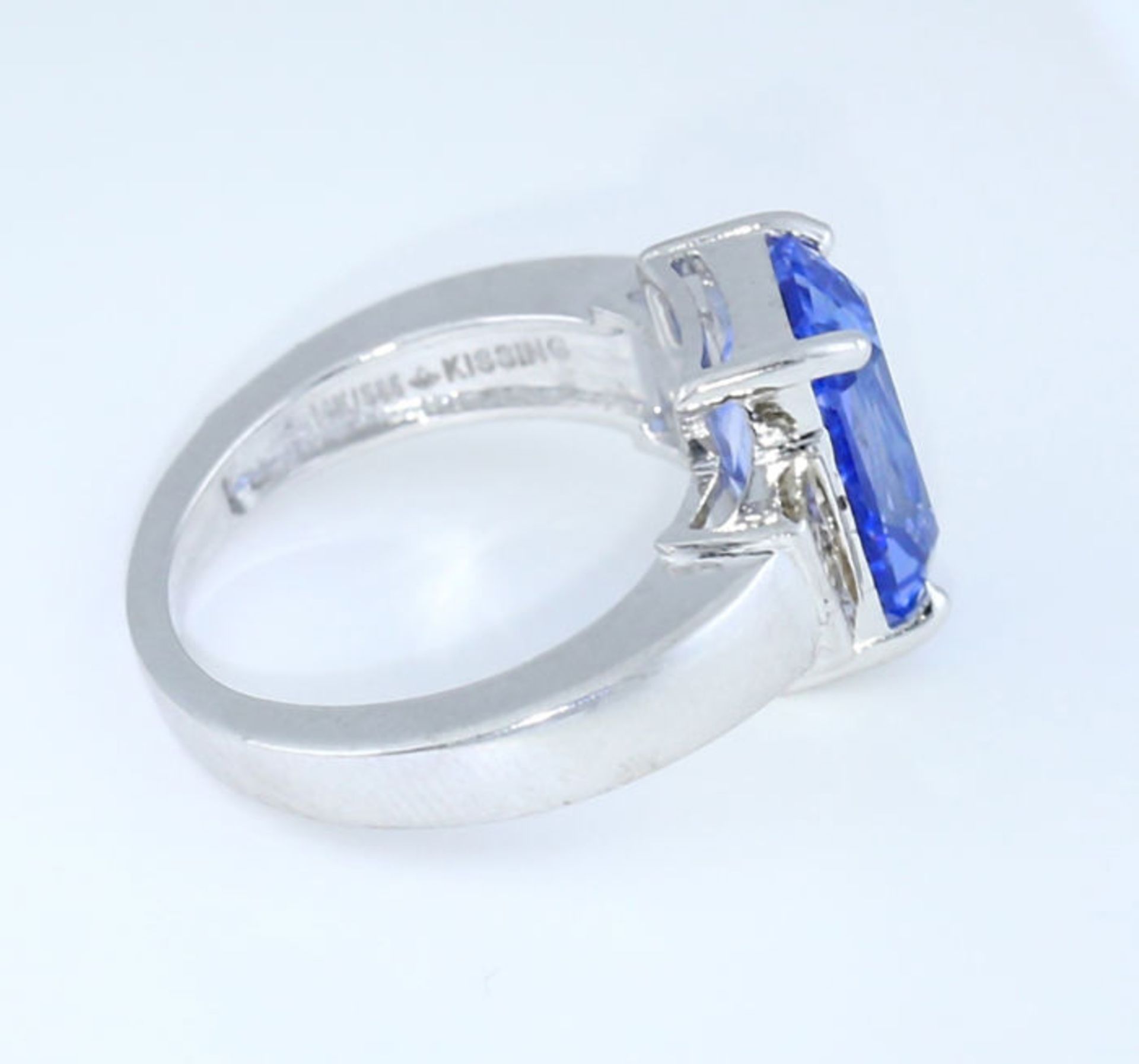 14 K Very Exclusive Designer White Gold Blue Sapphire (GIA Certified) and Diamond Ring - Image 9 of 10