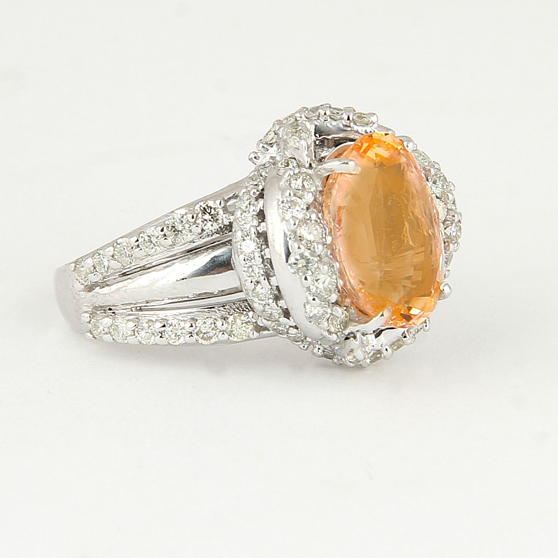 14 K Very Exclusive Designer White Gold Padparadscha Sapphire (GRS certified) and Diamond Ring - Image 4 of 11