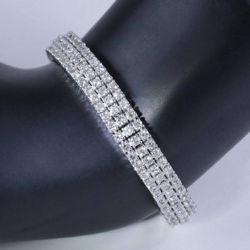 14 K /585 White Gold 3 Line Tennis Bracelet with 12.30 ct. Diamonds - Image 4 of 6