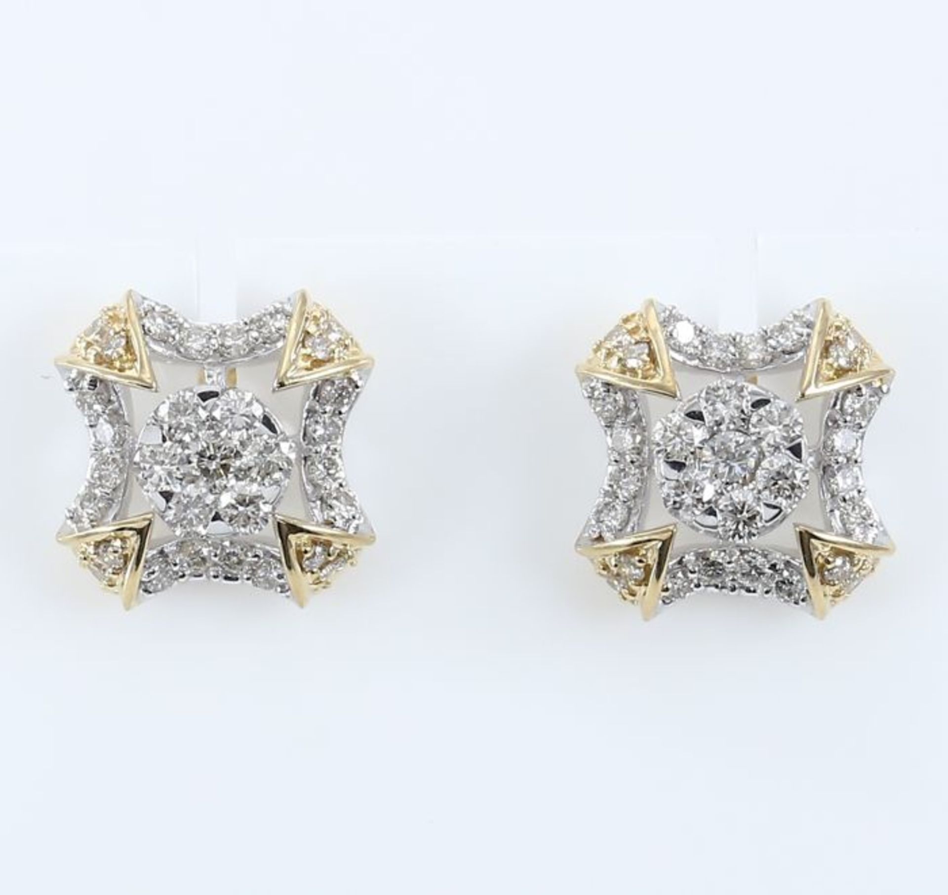 IGI Certified 18 K /750 Yellow Gold and Diamond Earrings - Image 4 of 8