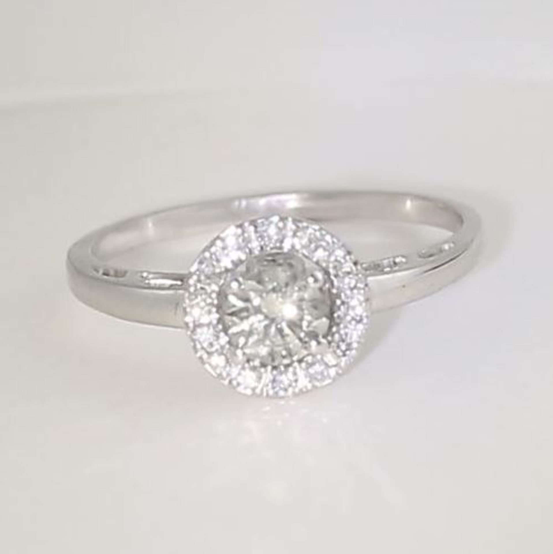 14 K / 585 White Gold Solitaire Diamond Ring - Image 2 of 7