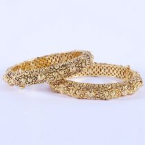 18 K / 750 Yellow Gold Bracelet / Bangle Pair