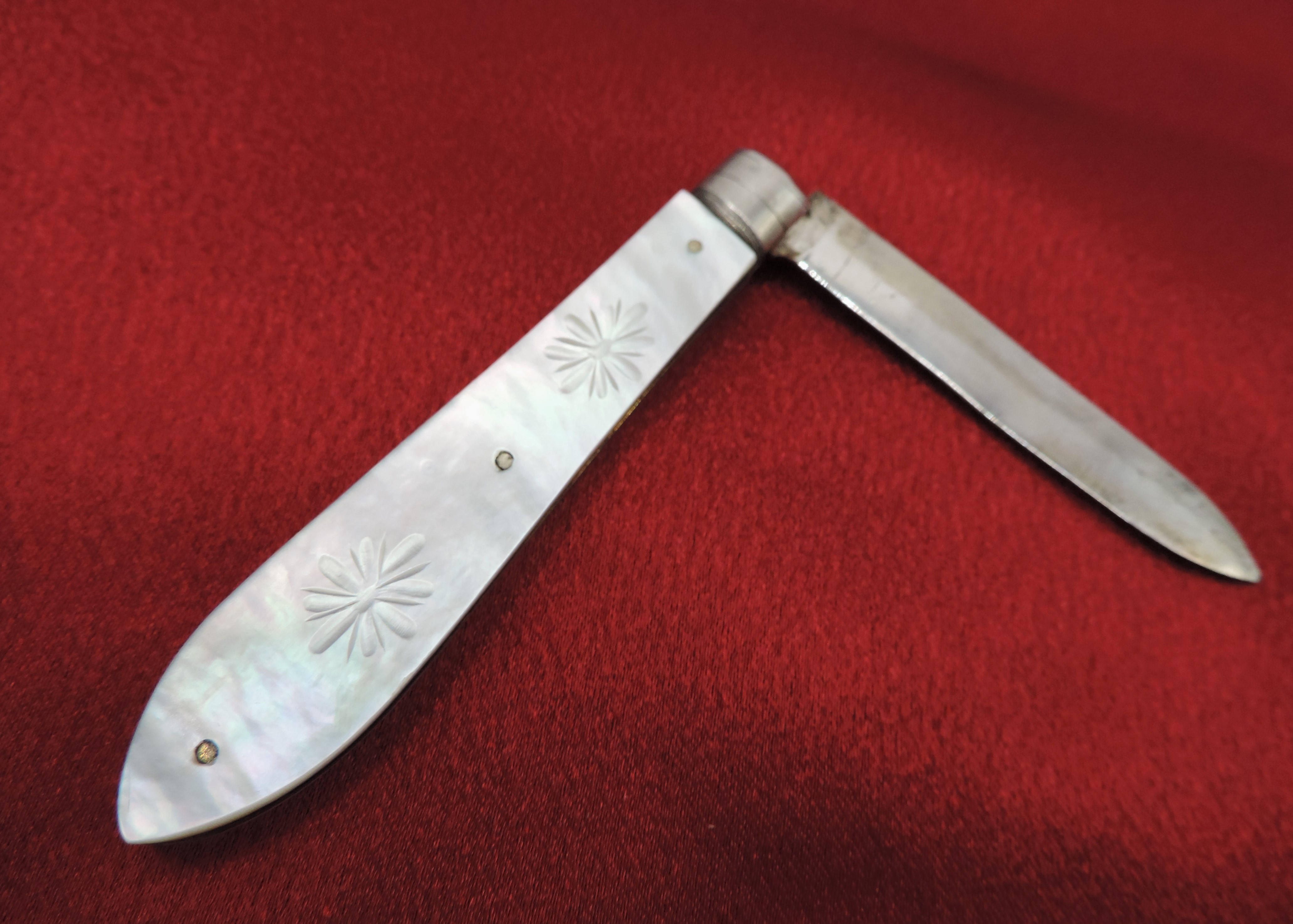 Antique Victorian Silver Mother of Pearl Fruit Knife Hallmark Date 1899 - Image 4 of 8