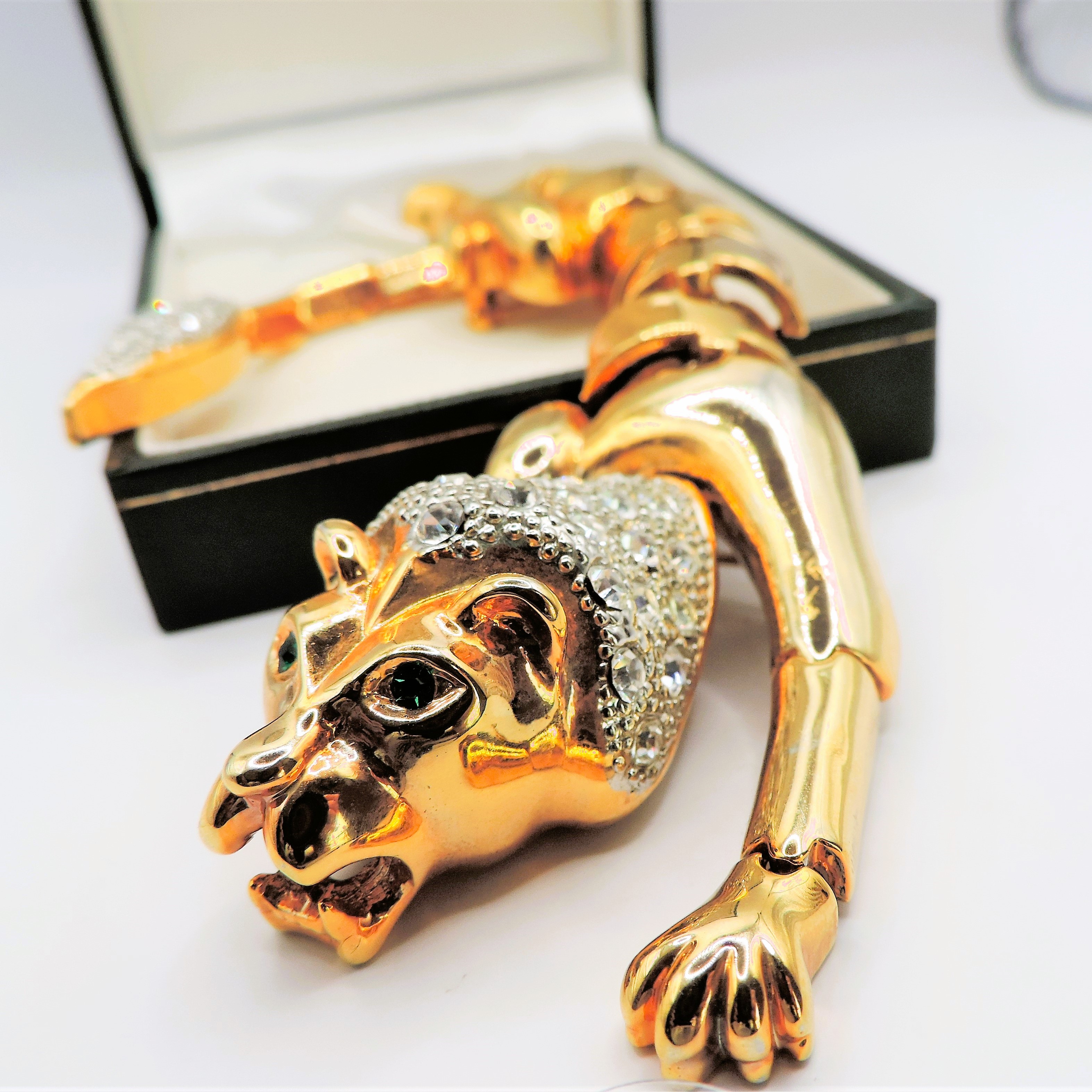 Vintage Gold Plated Crystal Lion Articulated Shoulder Brooch 7 inches Long c. 1980's - Image 3 of 6