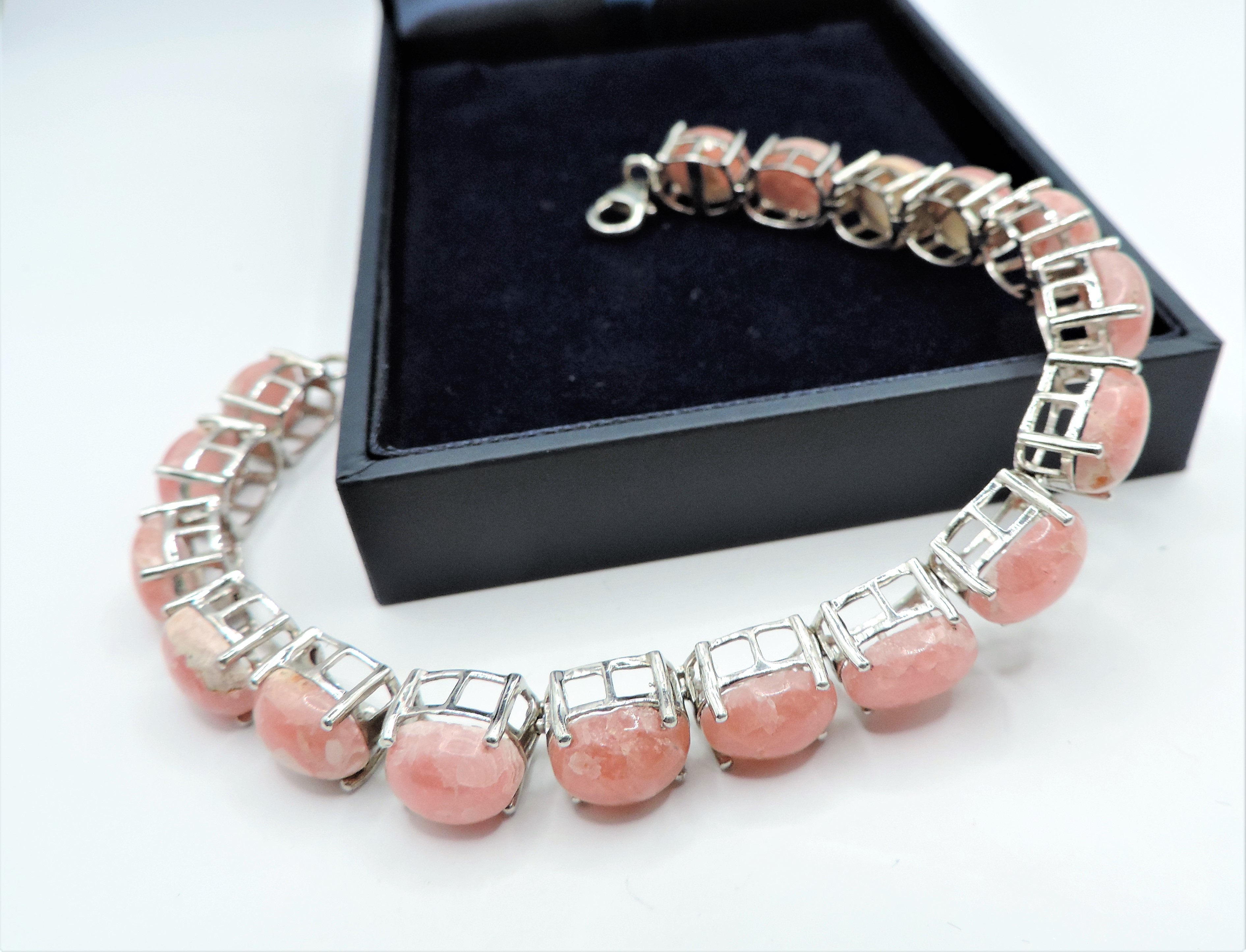 Sterling Silver Cabochon Pink Rhodochrosite Gemstone Bracelet New with Gift Box. - Image 3 of 3