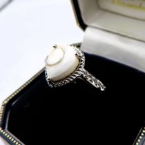 Sterling Silver White Howlite & Topaz Ring New With Gift Pouch