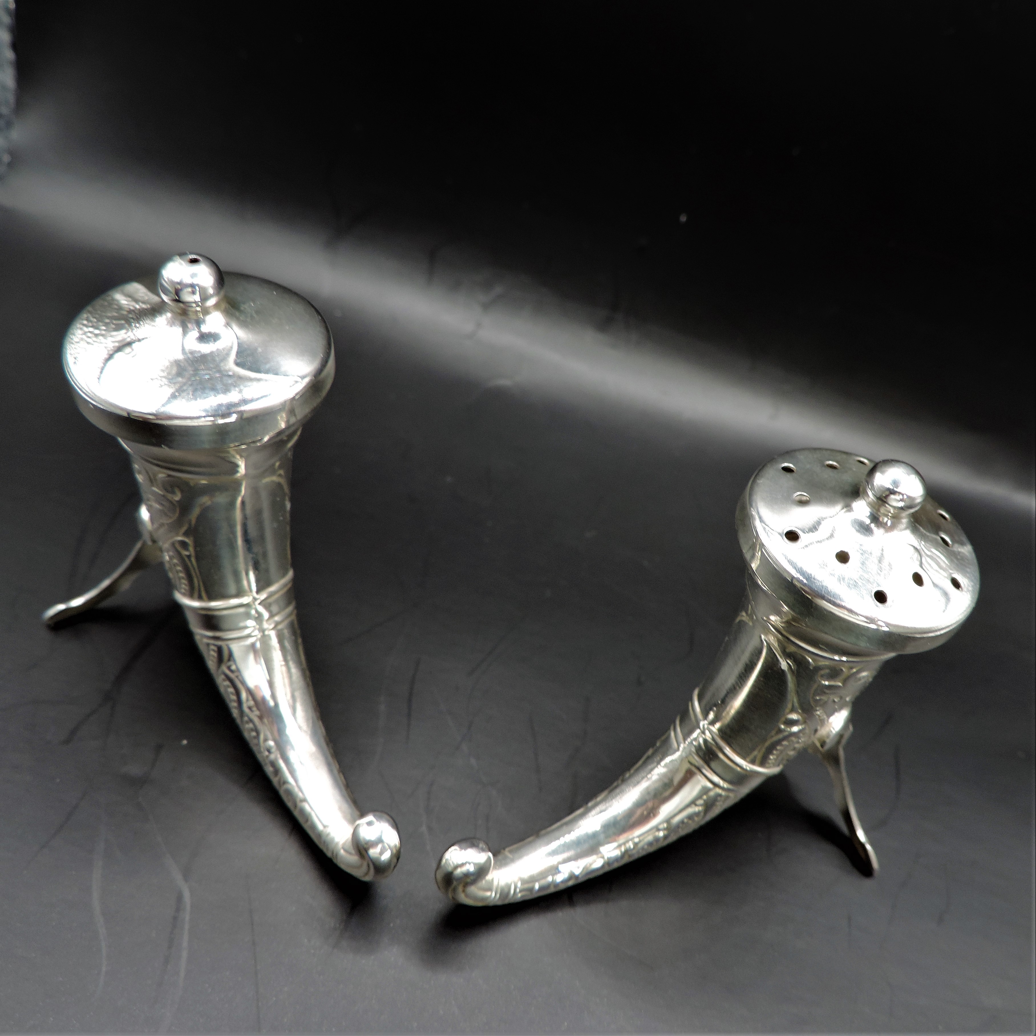 Norway Theodor Olsens Sterling Silver Viking Horns Cruet Set 35g c. 1920's - Image 5 of 10