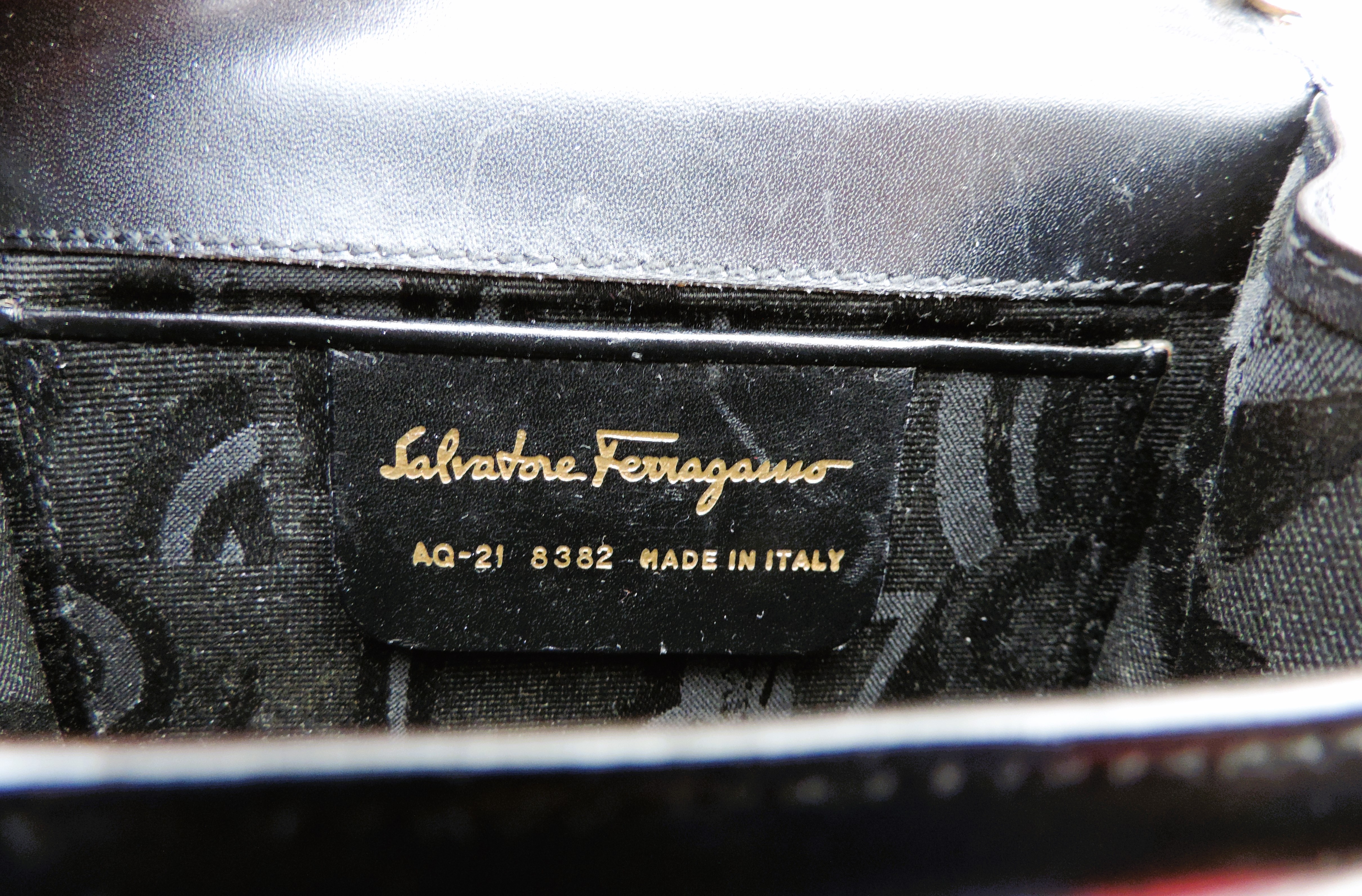 Vintage Salvatore Ferragamo Black Leather Mini Cross Body Bag Gold Chain AQ-21 8382 - Image 11 of 11