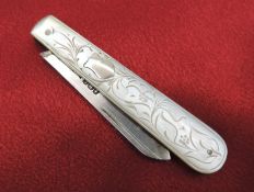 Antique George V Silver Mother of Pearl Fruit Knife Hallmark Date 1924