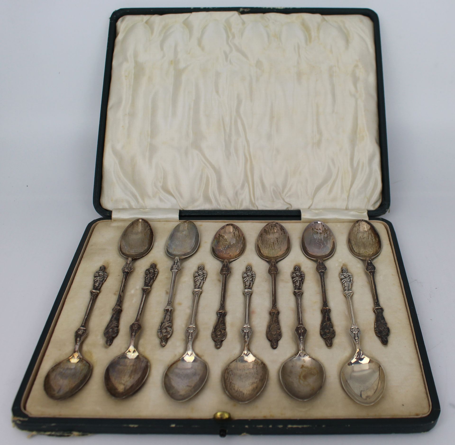 Cased Set of 12 Apostle Spoons by Charles Wilkes 1914