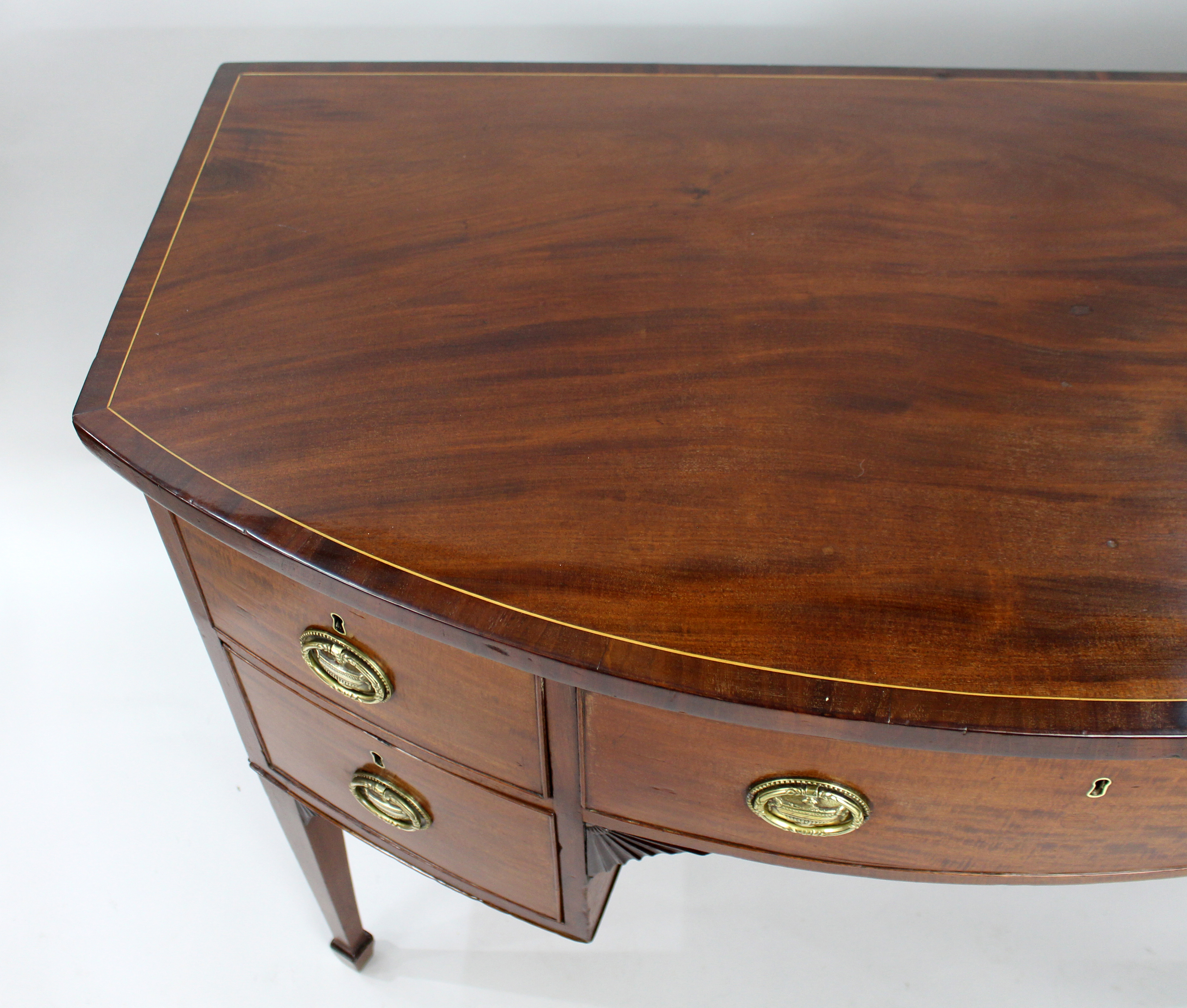 George III Mahogany Bow Fronted Serving Table - Image 5 of 8