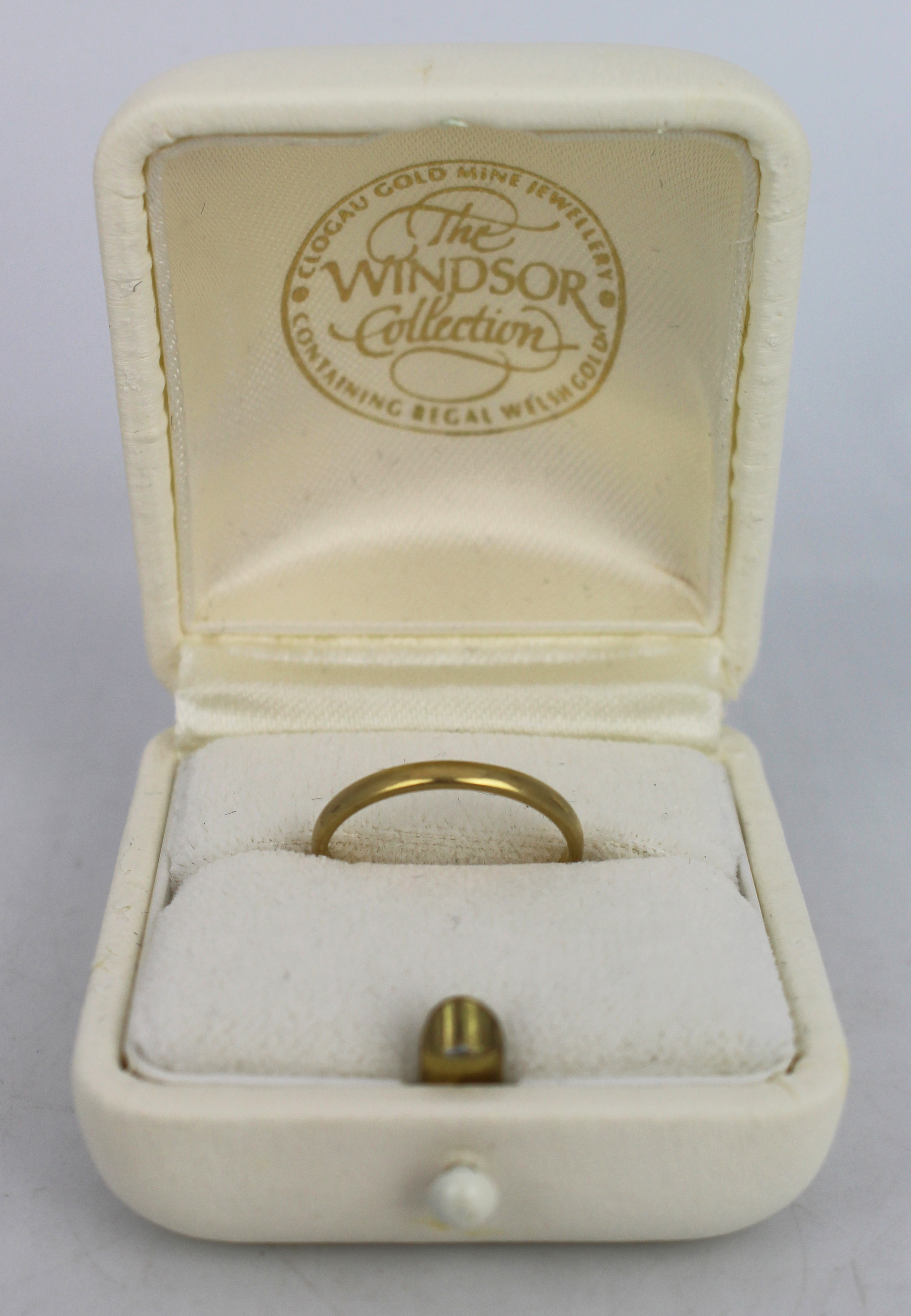 The Windsor Collection Clogau 18ct Gold Ring - Image 2 of 2