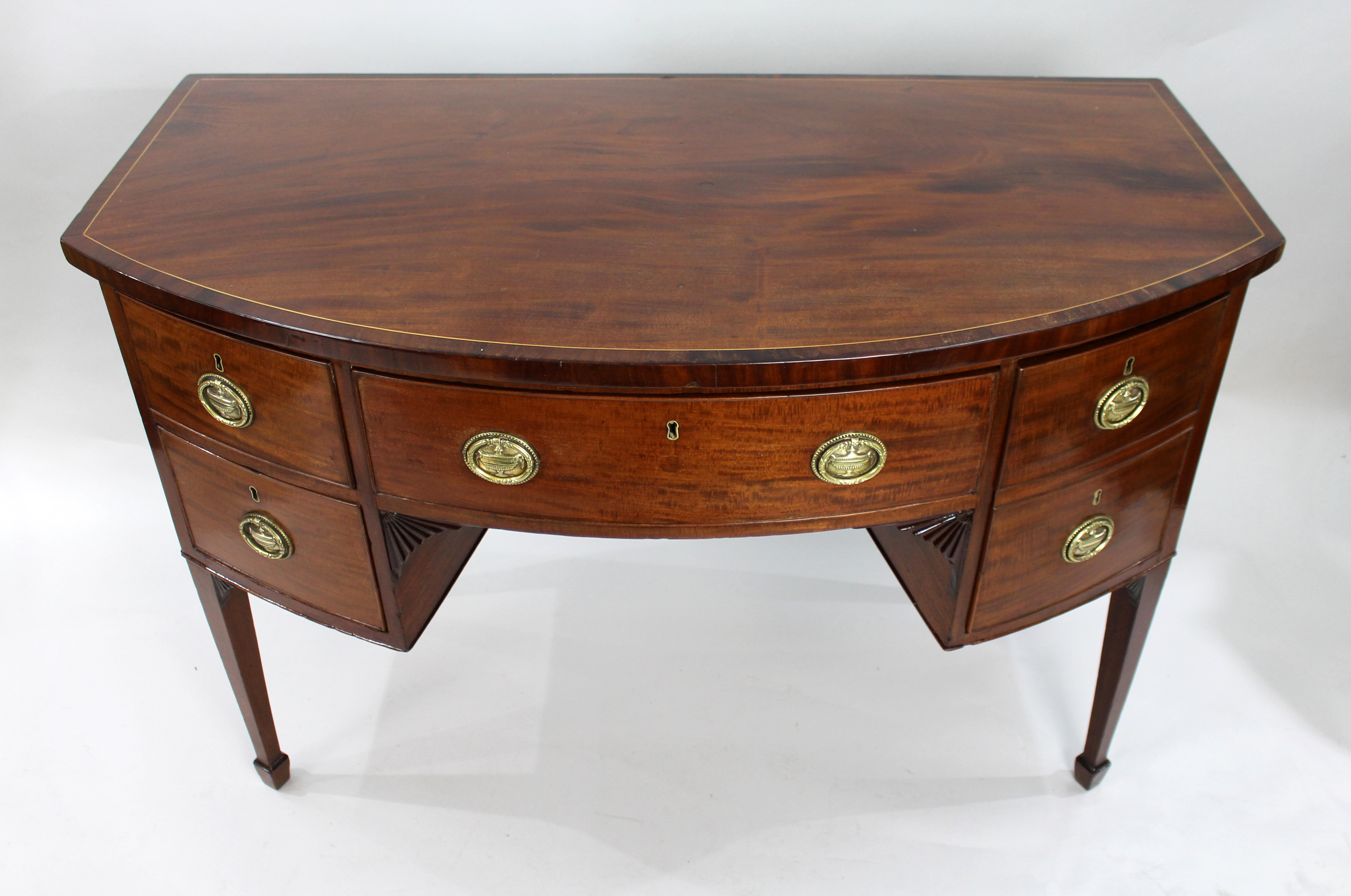 George III Mahogany Bow Fronted Serving Table - Image 2 of 8