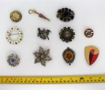Set of 11 Vintage Brooches