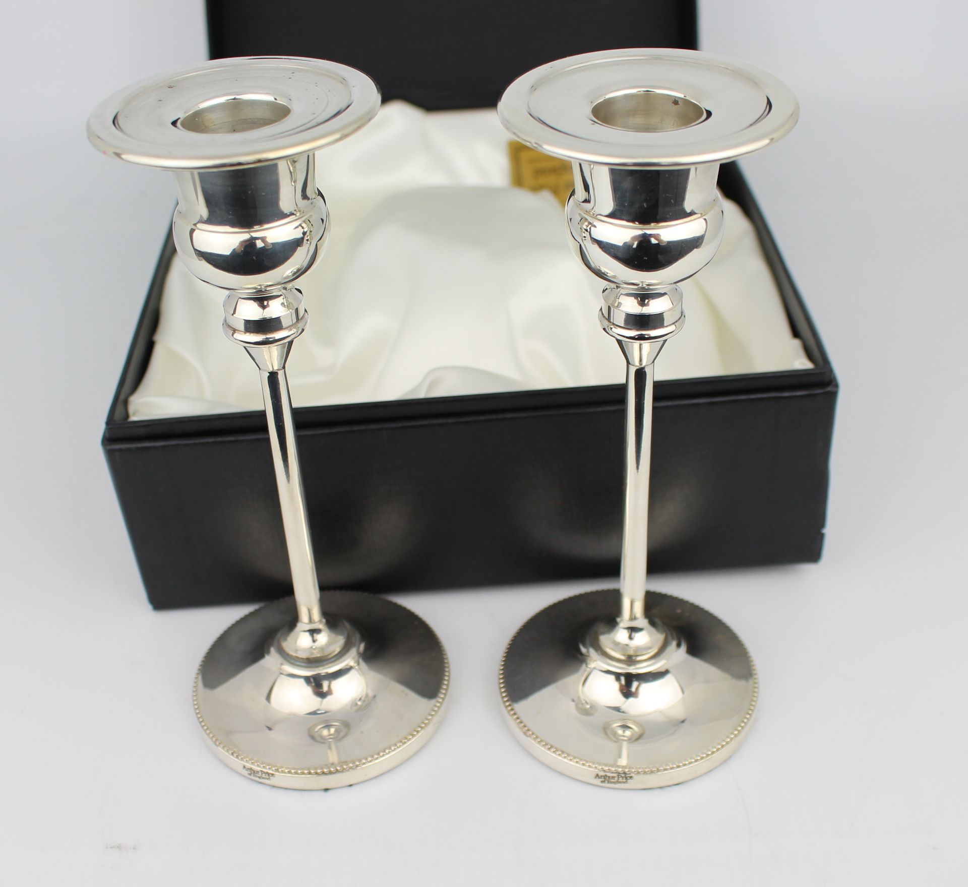 Cased Pair of Arthur Price Silver Plated Candlesticks - Image 4 of 5