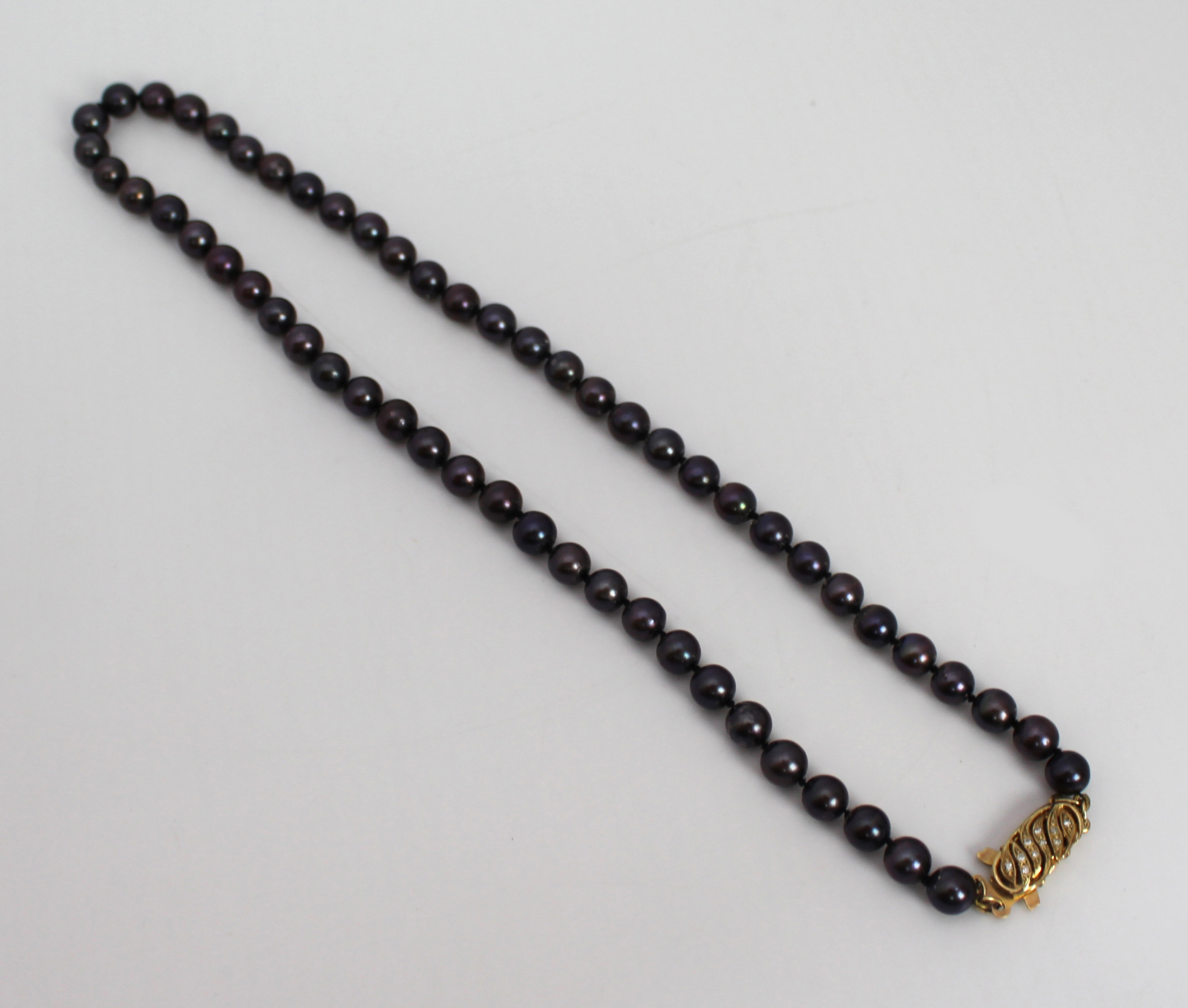 Black Pearl Necklace - Image 5 of 6