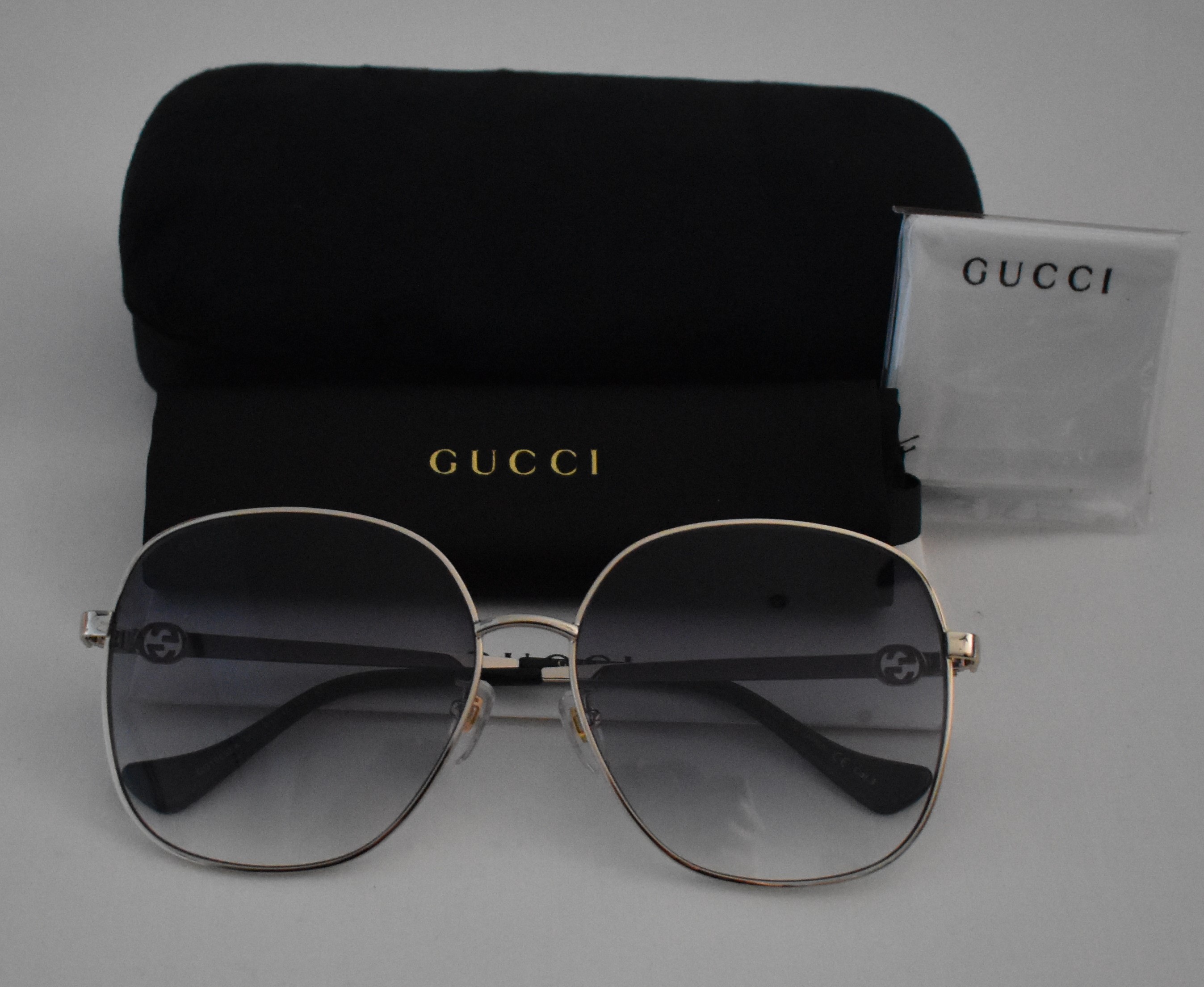 Gucci GG1089SA 001 Women Sunglasses - Image 2 of 4