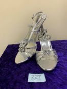 Designer Shoes Silver Size 37. Code 227
