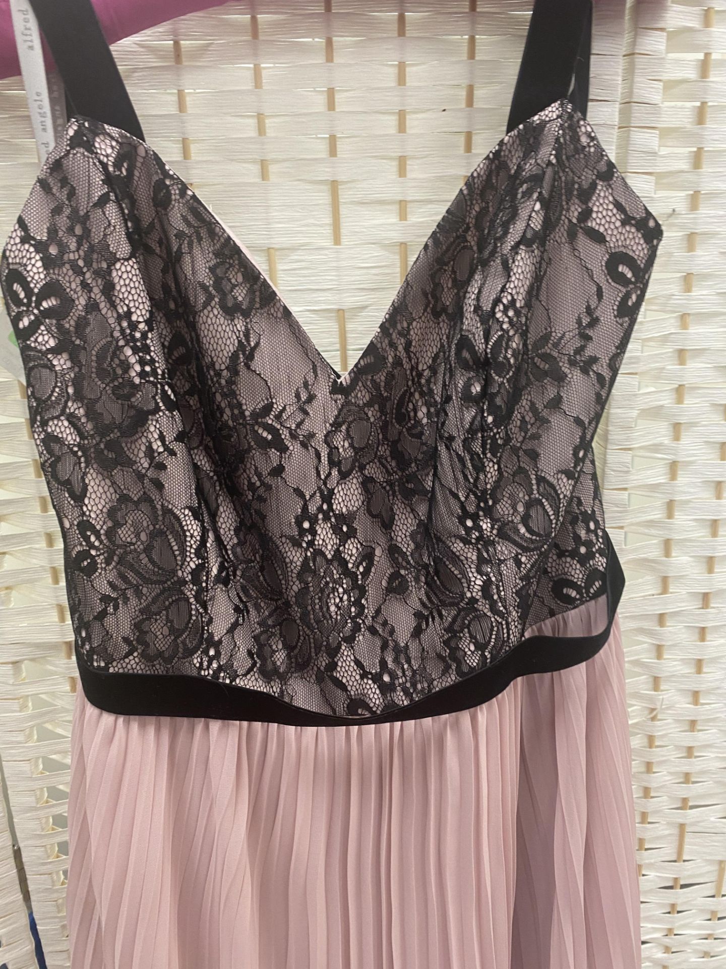Alfred Angelo prom dress size 16 black lace bodice, blush pink skirt - Bild 4 aus 6