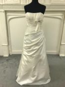 Alexia Bridals Wedding dress size 6 in ivory