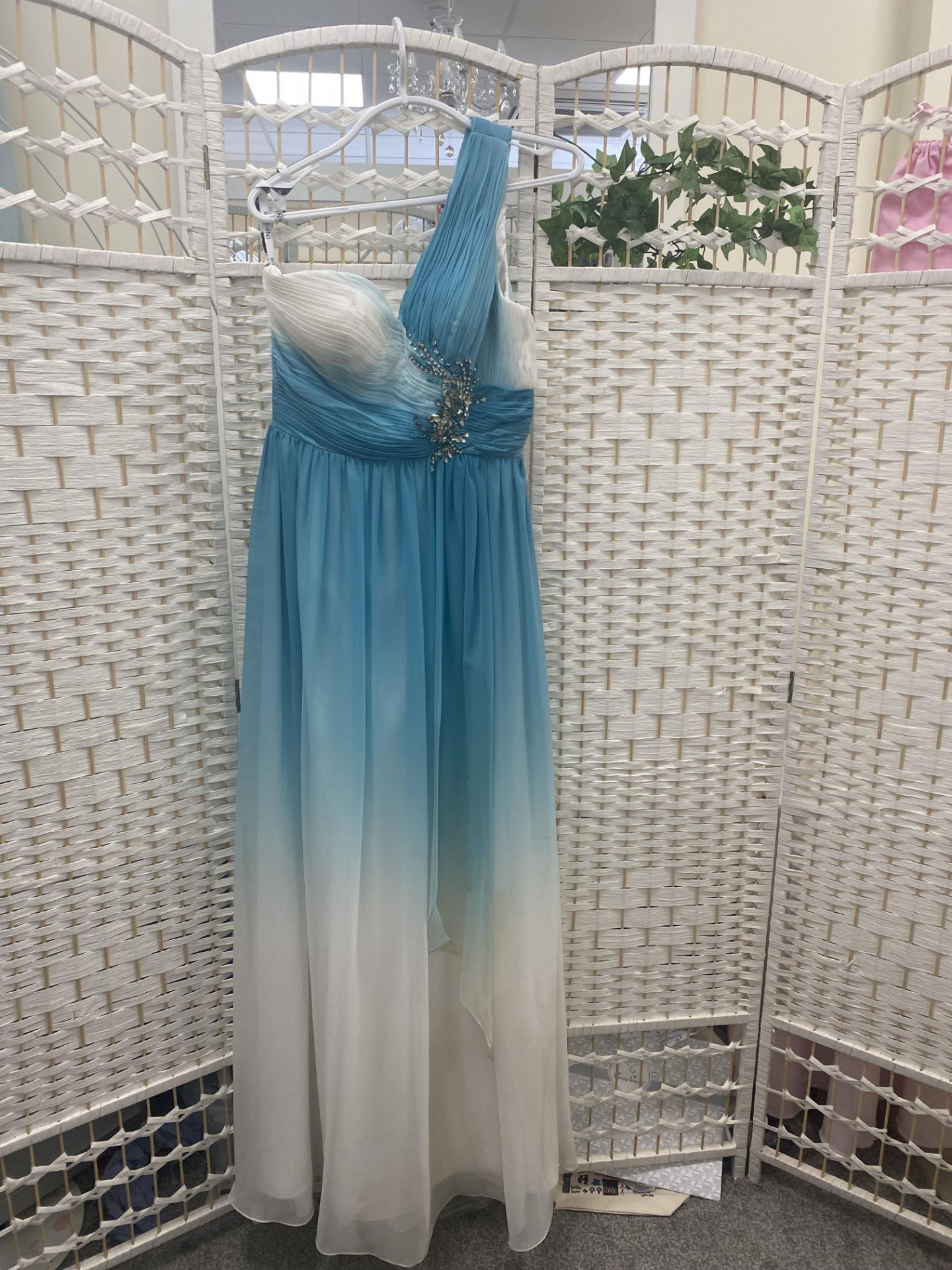 Alexia Designs Blue and White Ombre Prom Dress Size 6 - Image 2 of 7