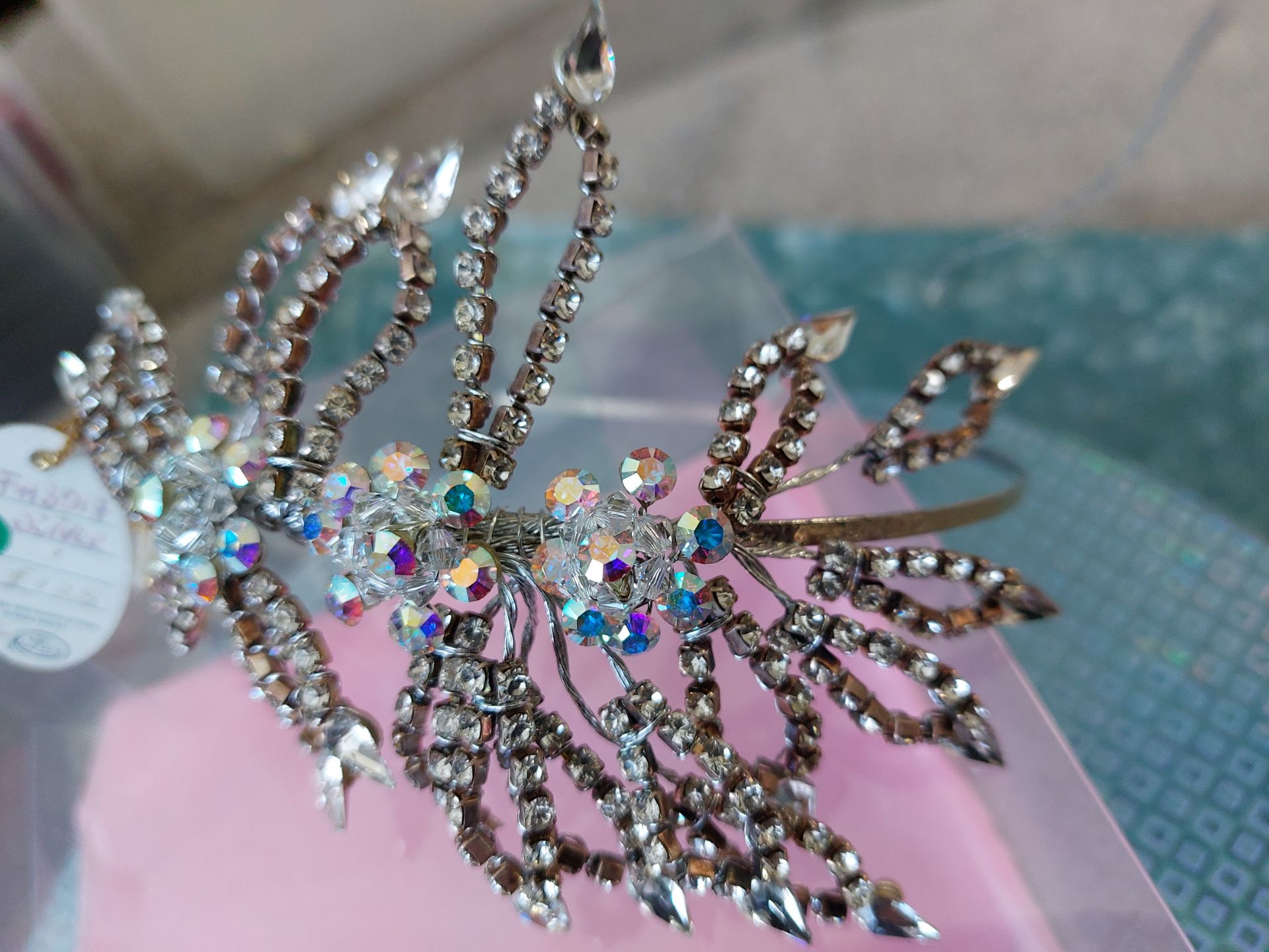 Side Headpiece From Liza Designs - Image 2 of 4