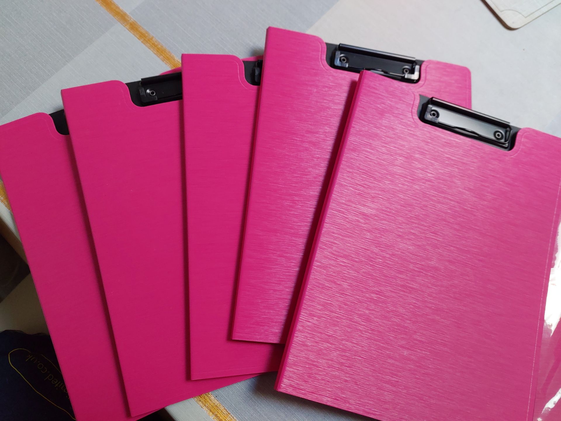 Pink Clipboards x 10 - Image 2 of 6
