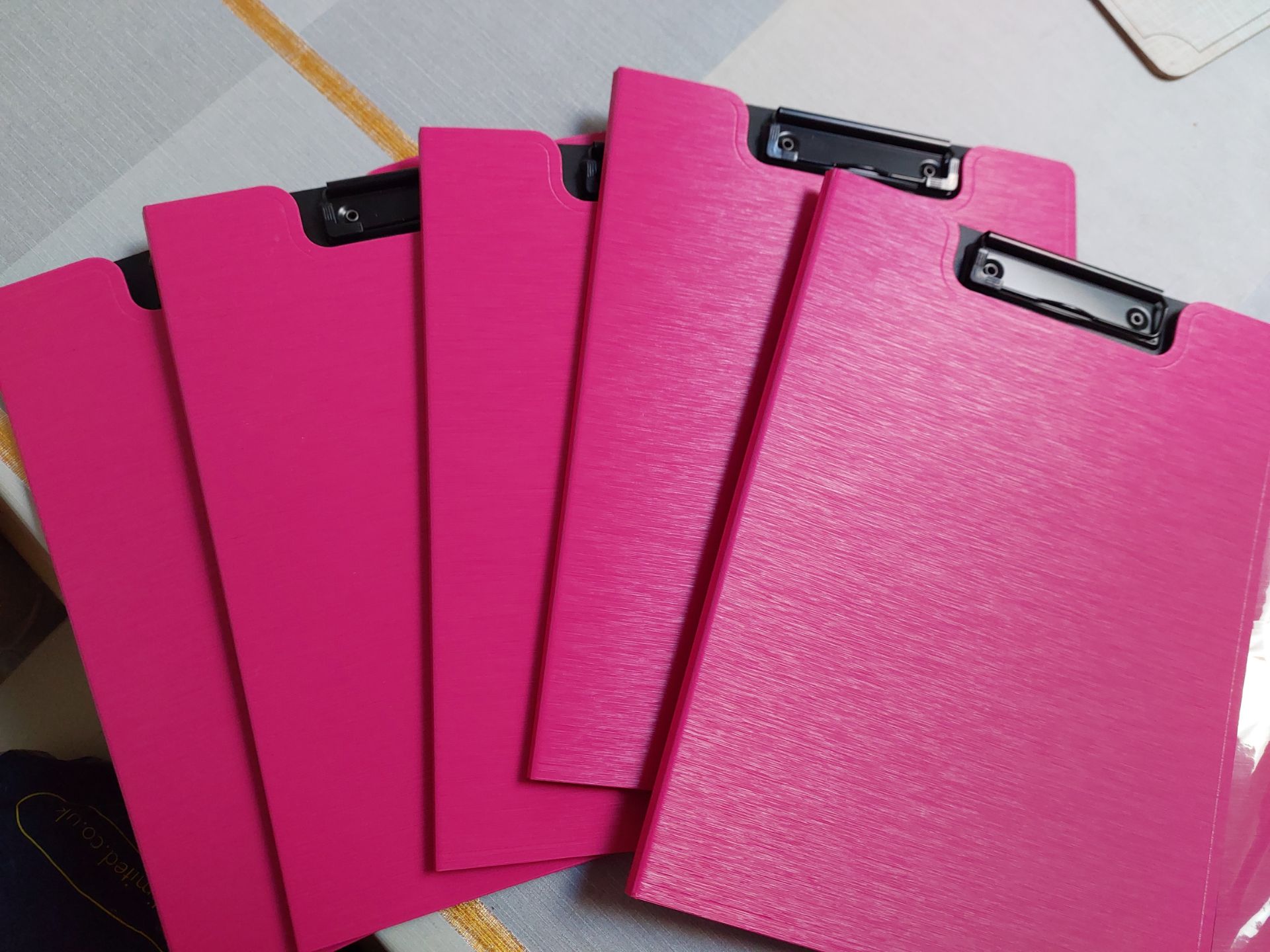 Clipboards Pink Folding x 6 - Image 5 of 5