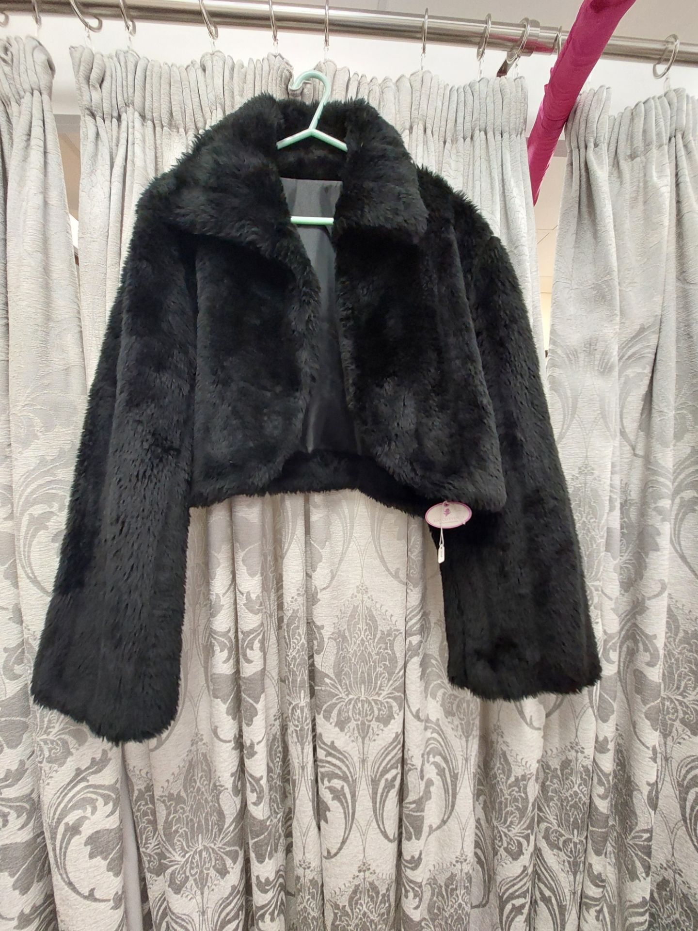 Bianco Evento Faux Fur Jacket Size Large - Image 3 of 4