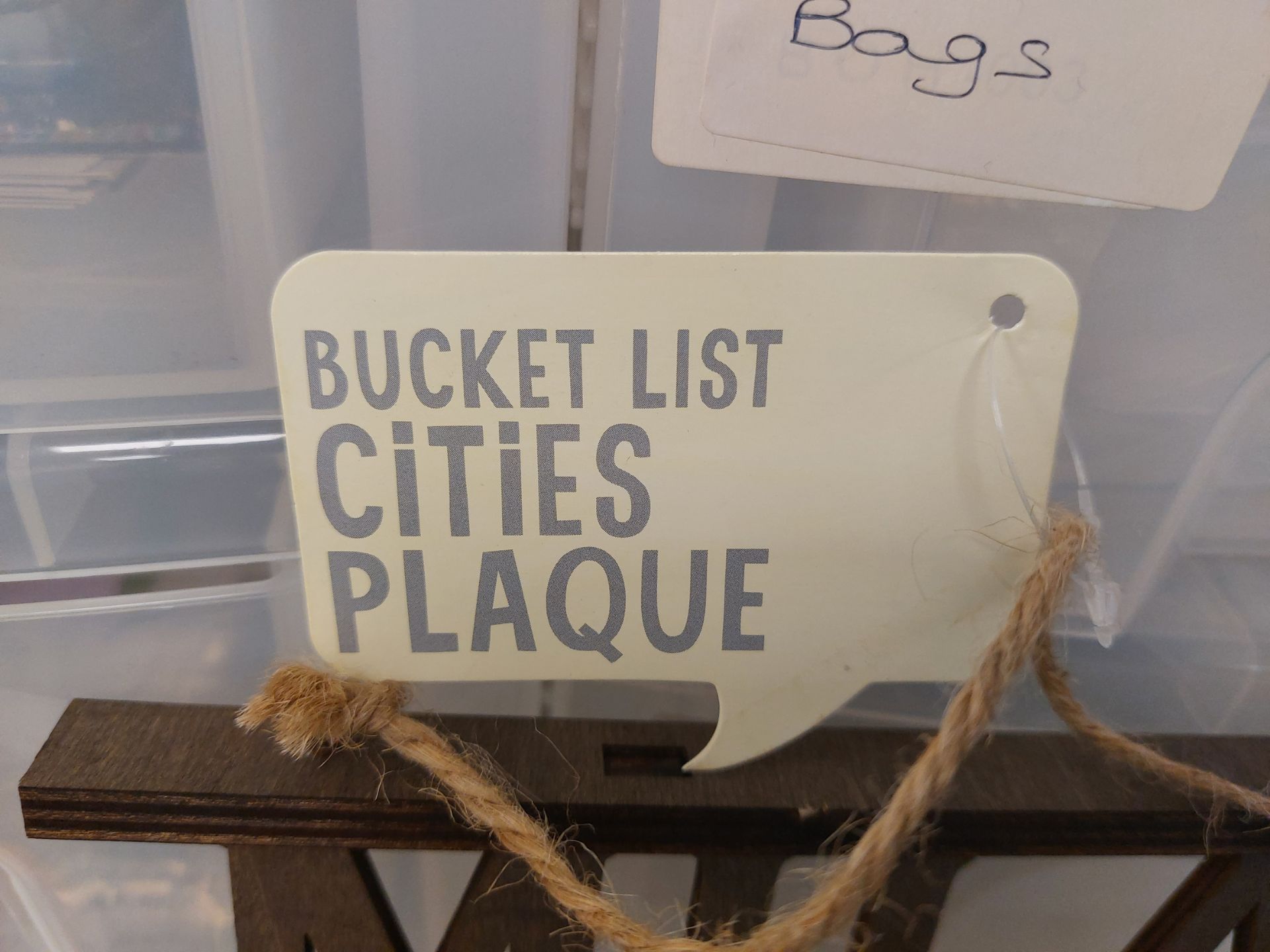 Box of City Bucket List Plaques - Image 3 of 4