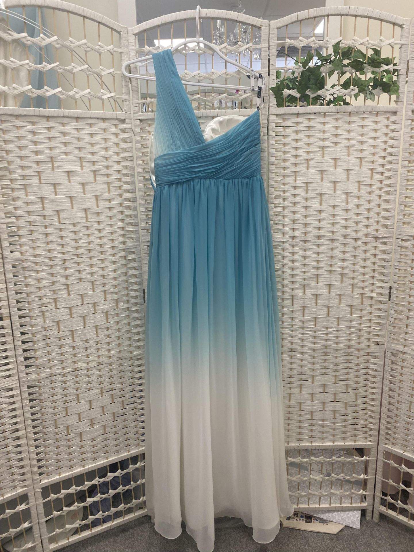 Alexia Designs Blue and White Ombre Prom Dress Size 6 - Image 3 of 7