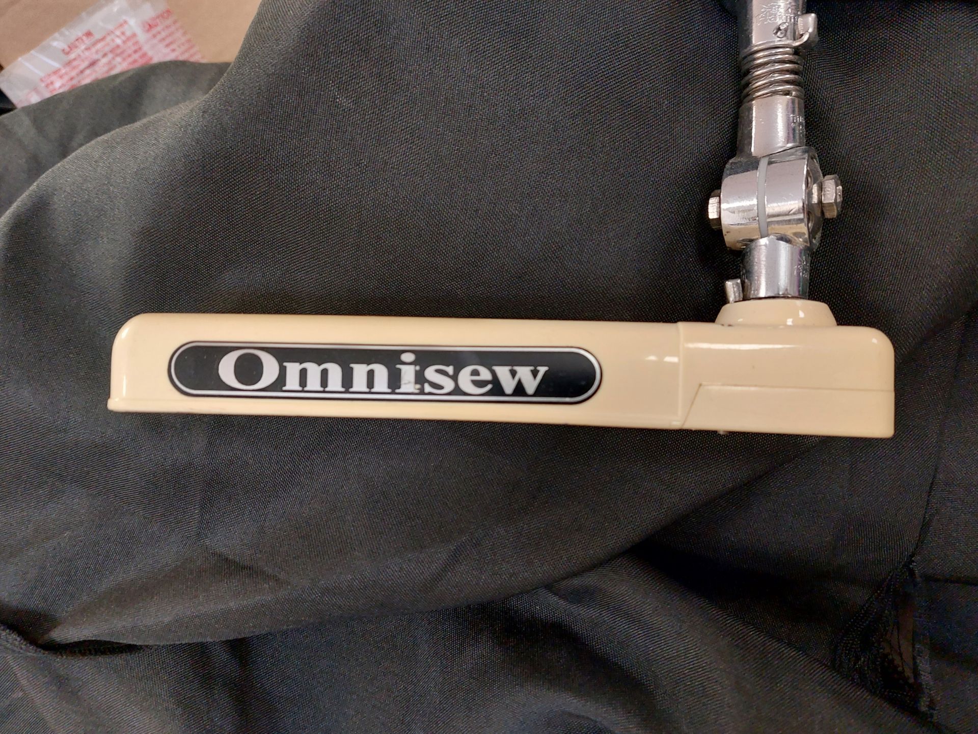 Industrial Sewing Machine Omnisew OS100 - Image 4 of 13