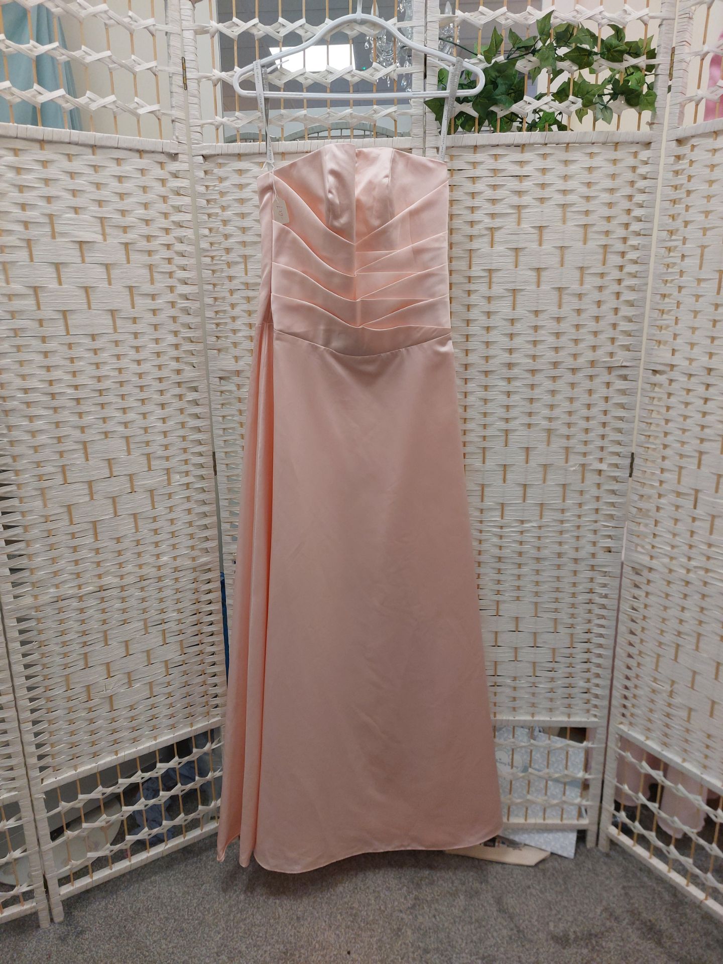 Pink Dress Size 12 - Image 4 of 8