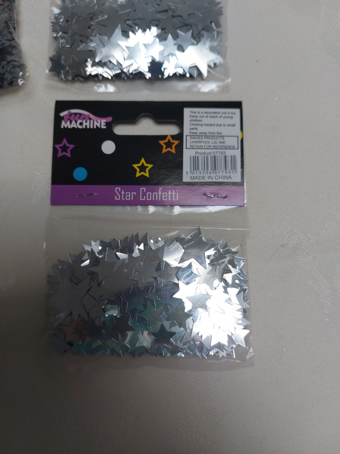 Silver Confetti Stars - 20 Packs