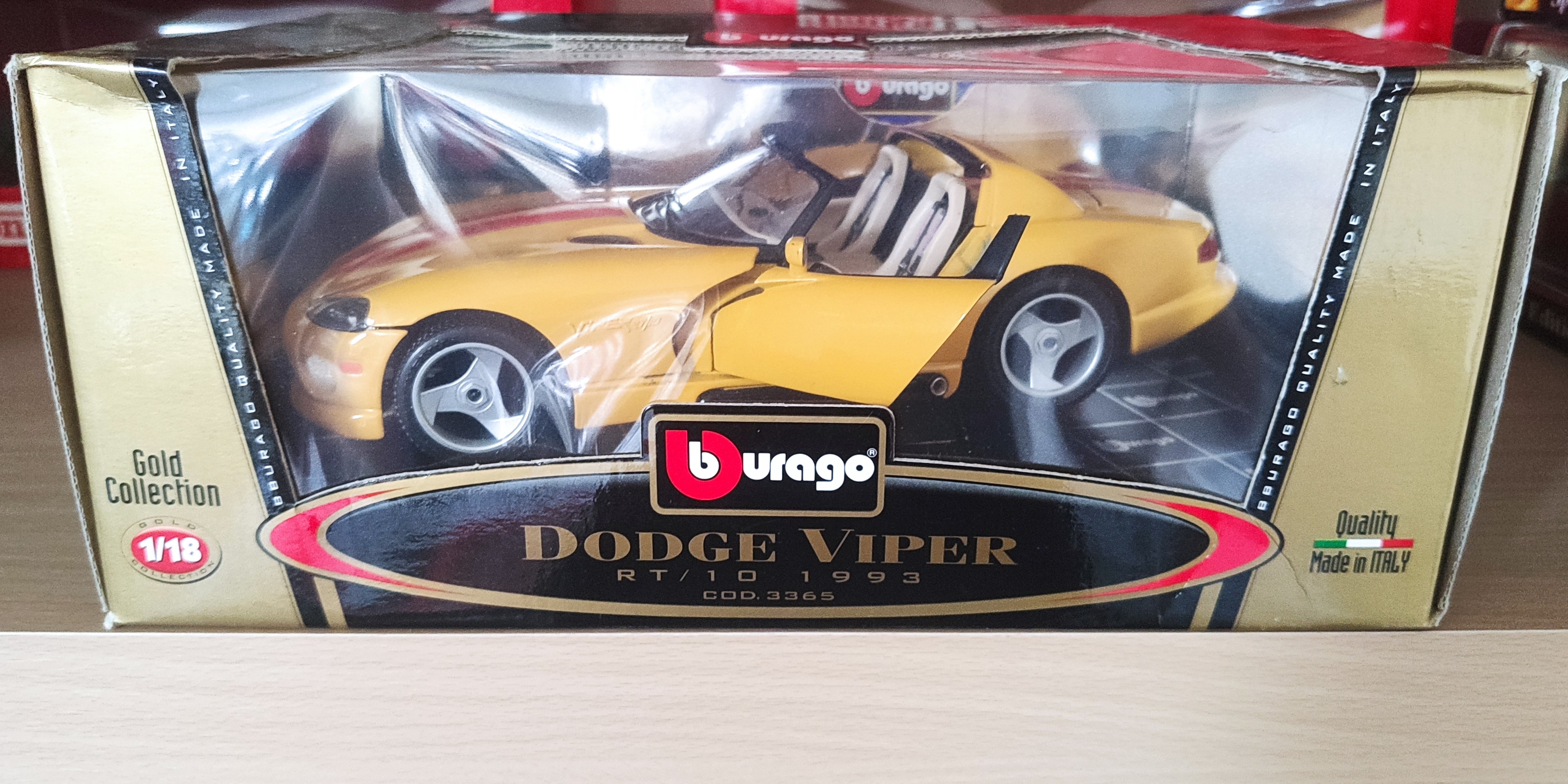 Burago. Model - Dodge Viper RT 10. Code 3365 Gold Collection. Year - 1993.