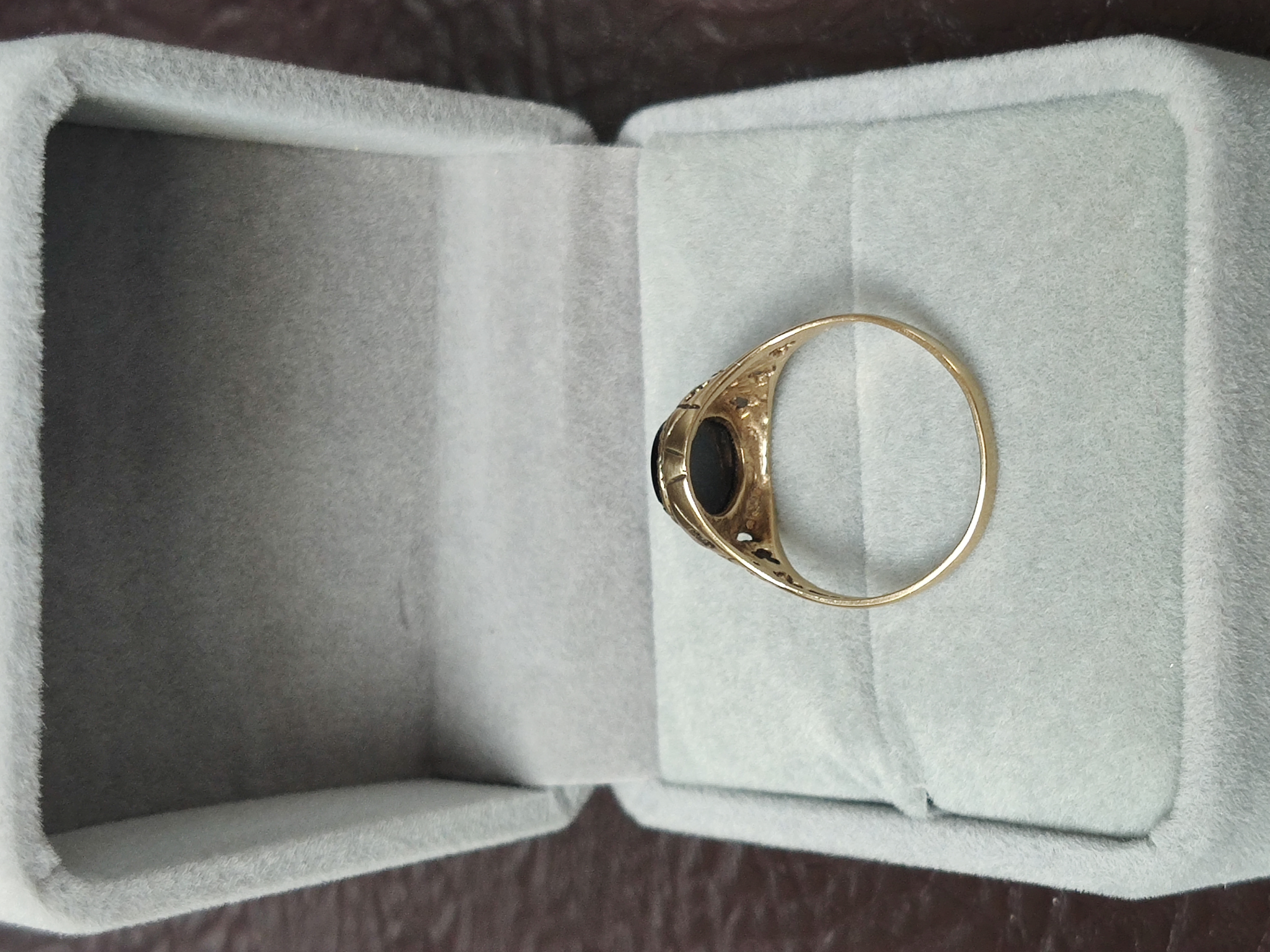 9Ct Gold Onyx Gent's Ring. Size Q ½. - Image 4 of 4