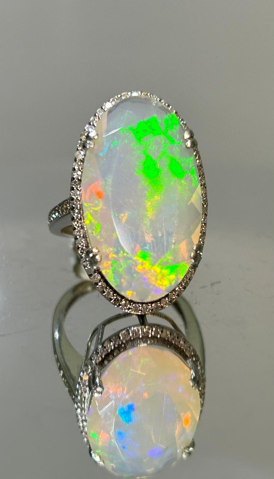Beautiful Faceted 7.74 CT Natural Opal Ring With Natural Diamond & 18k Gold